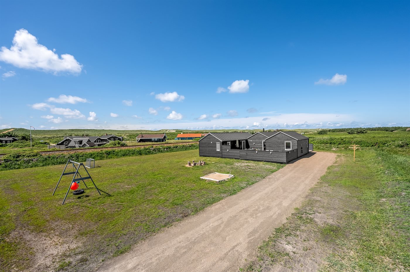 Fremhævet  billede i fuldskærmstilstand. Billede af Strandvejen 138B, Vejlby, 7673 Harboøre