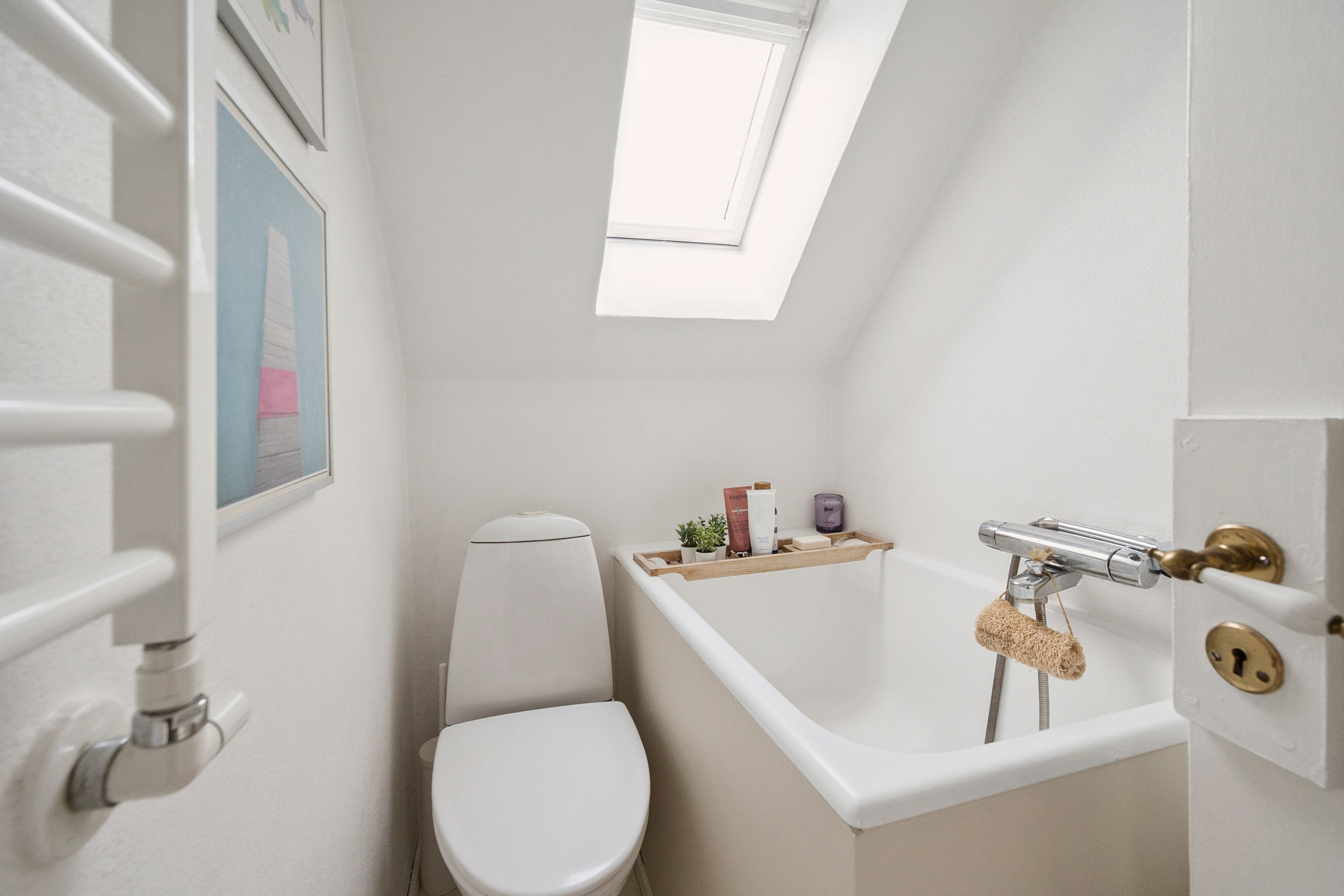 Fremhævet badeværelse billede i fuldskærmstilstand. Billede af Algade 9, Grundfør, 8382 Hinnerup