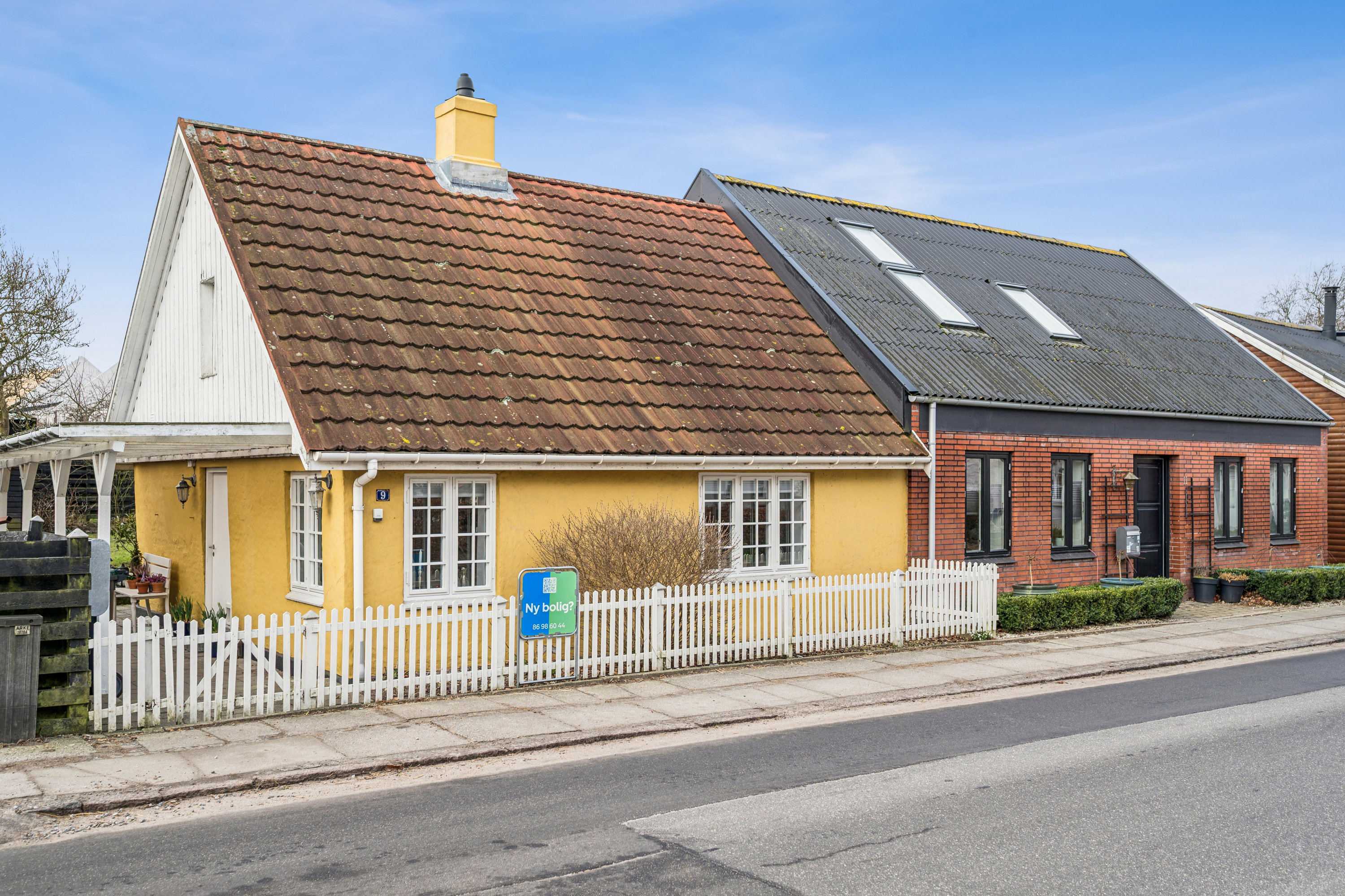 Fremhævet andet billede i fuldskærmstilstand. Billede af Algade 9, Grundfør, 8382 Hinnerup