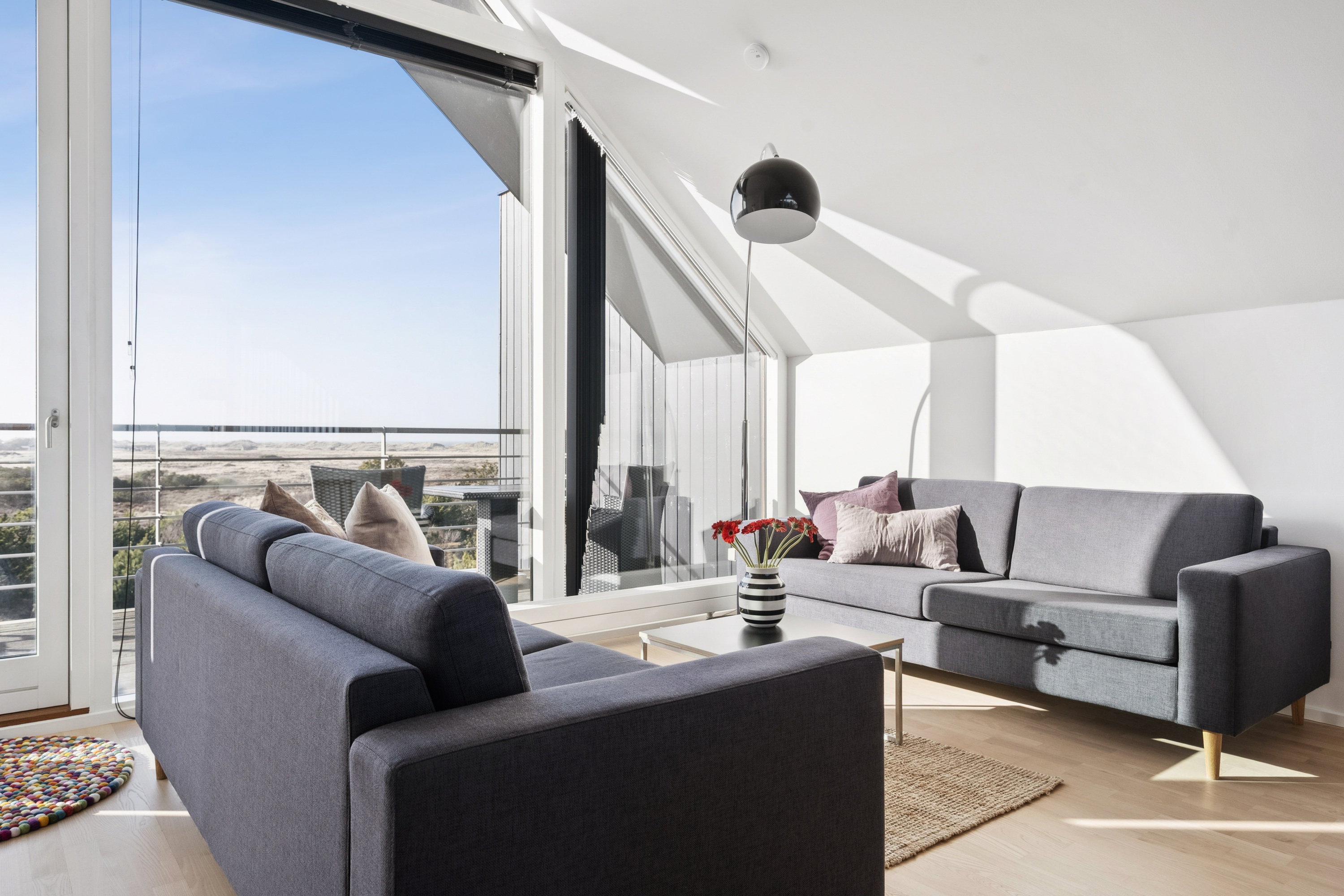 Fremhævet stue billede i fuldskærmstilstand. Billede af Strandklit 152, 9990 Skagen