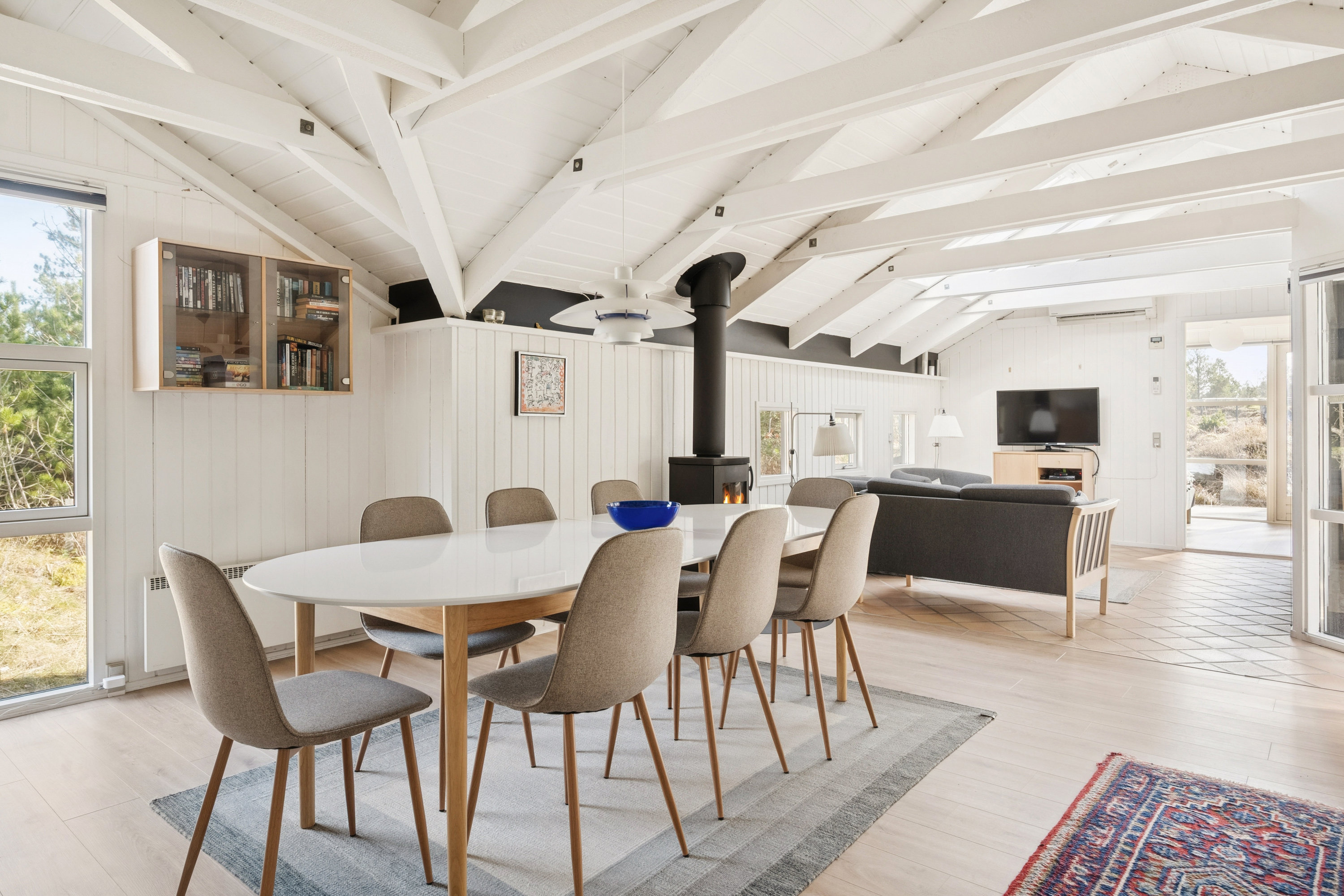 Fremhævet stue billede i fuldskærmstilstand. Billede af Elvervej 58, Napstjert, 9982 Ålbæk