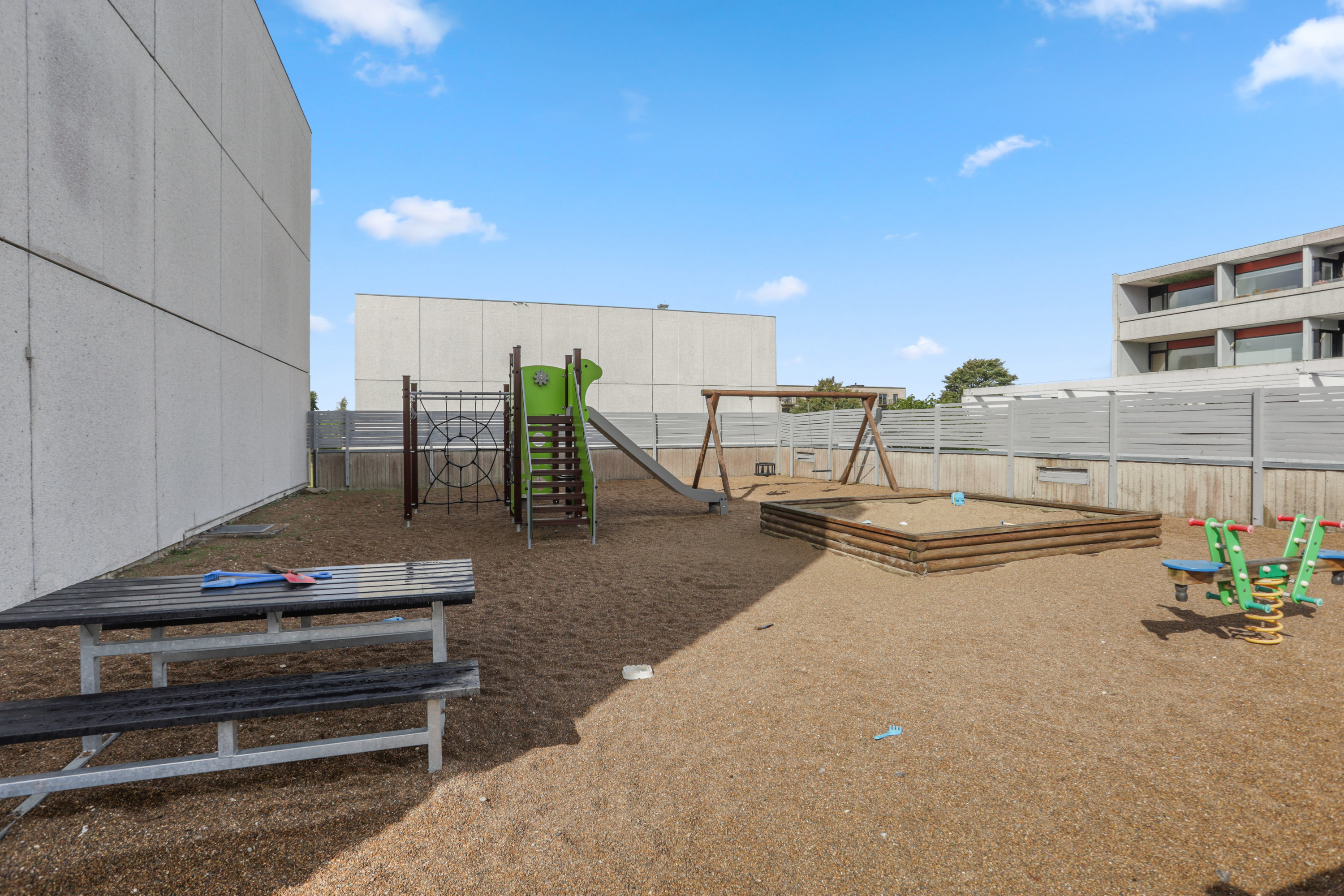 Fremhævet  billede i fuldskærmstilstand. Billede af Juelsparken 42, st.. th., Gug, 9210 Aalborg SØ