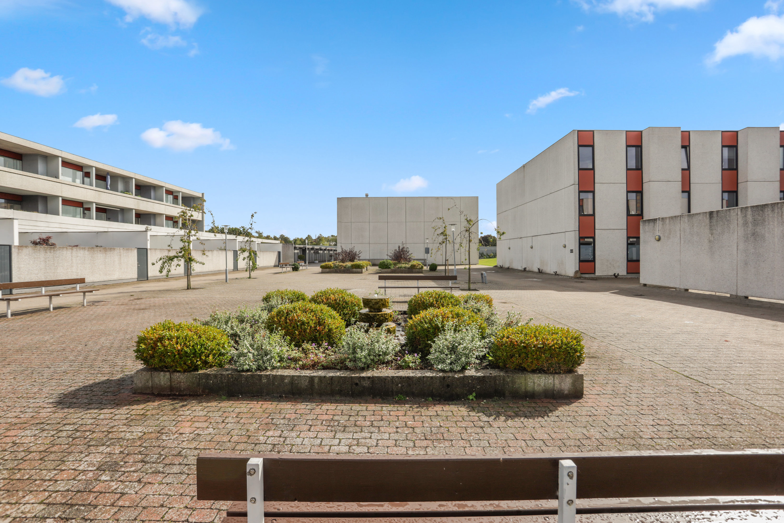 Fremhævet  billede i fuldskærmstilstand. Billede af Juelsparken 42, st.. th., Gug, 9210 Aalborg SØ