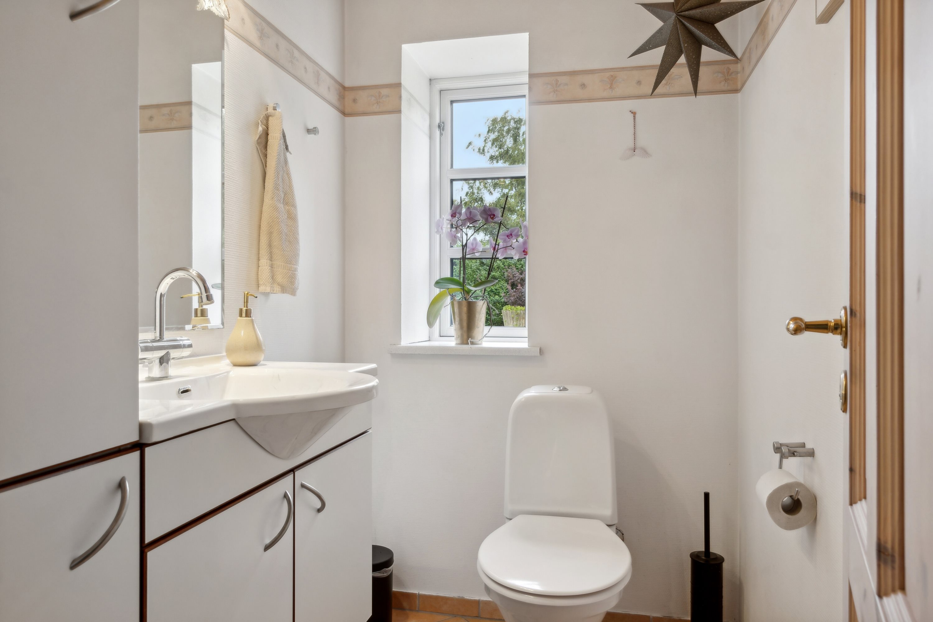 Fremhævet badeværelse billede i fuldskærmstilstand. Billede af Lærkevej 34, Ellinge Lyng, 4560 Vig