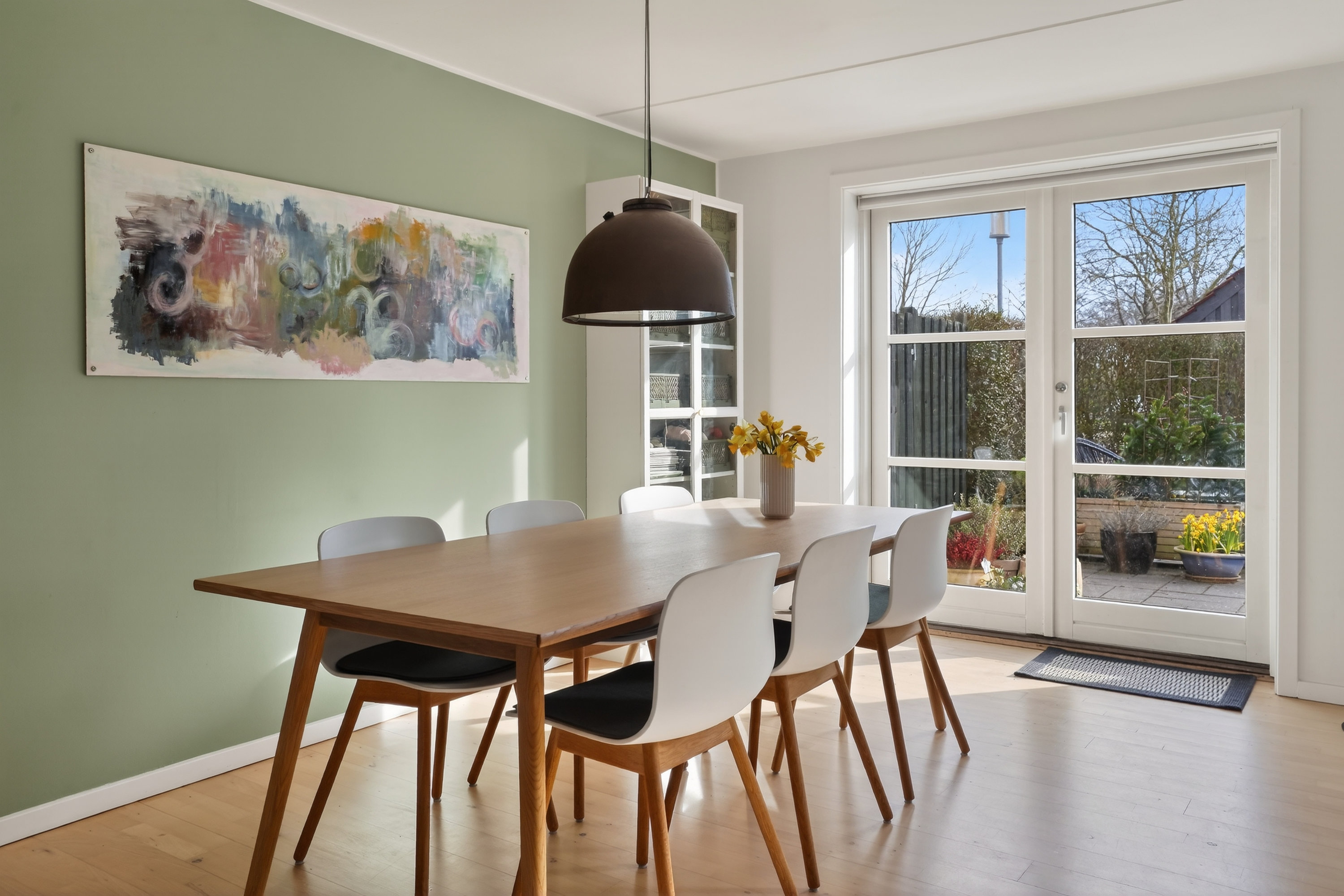 Fremhævet spisestue billede i fuldskærmstilstand. Billede af Skyttemosen 1, 3450 Allerød