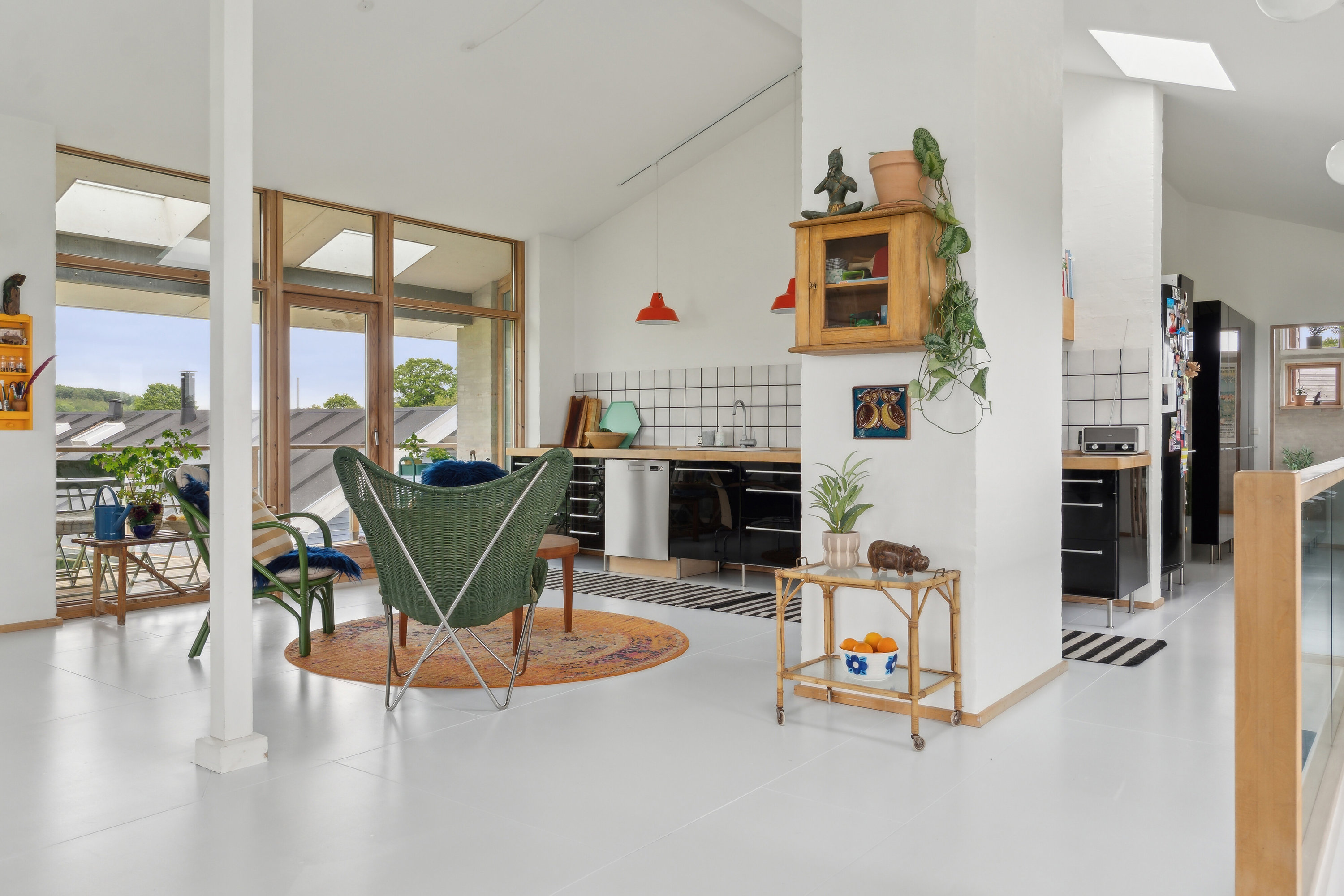 Fremhævet stue billede i fuldskærmstilstand. Billede af Rosevej 15, Ballen, 5762 Vester Skerninge