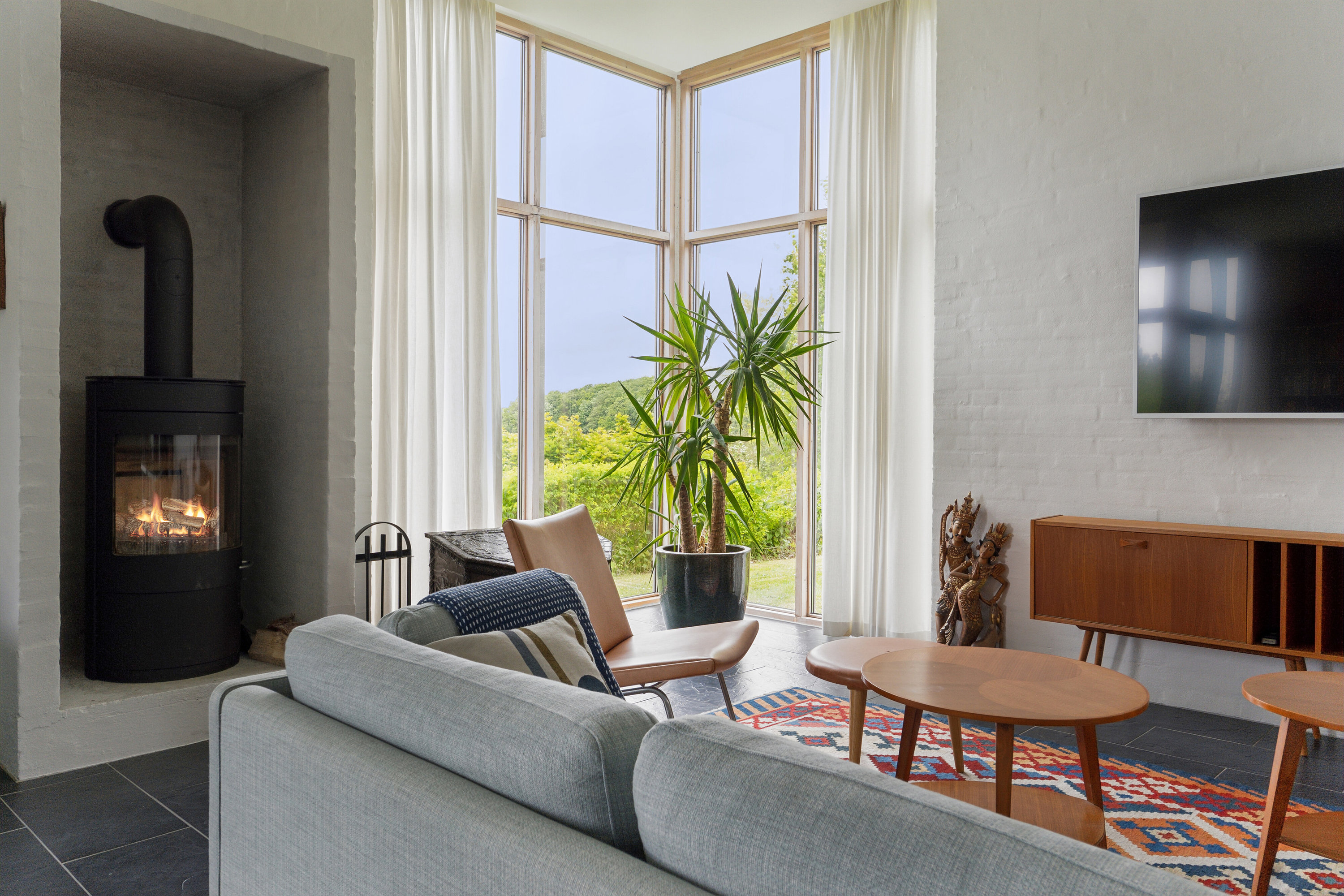 Fremhævet stue billede i fuldskærmstilstand. Billede af Rosevej 15, Ballen, 5762 Vester Skerninge