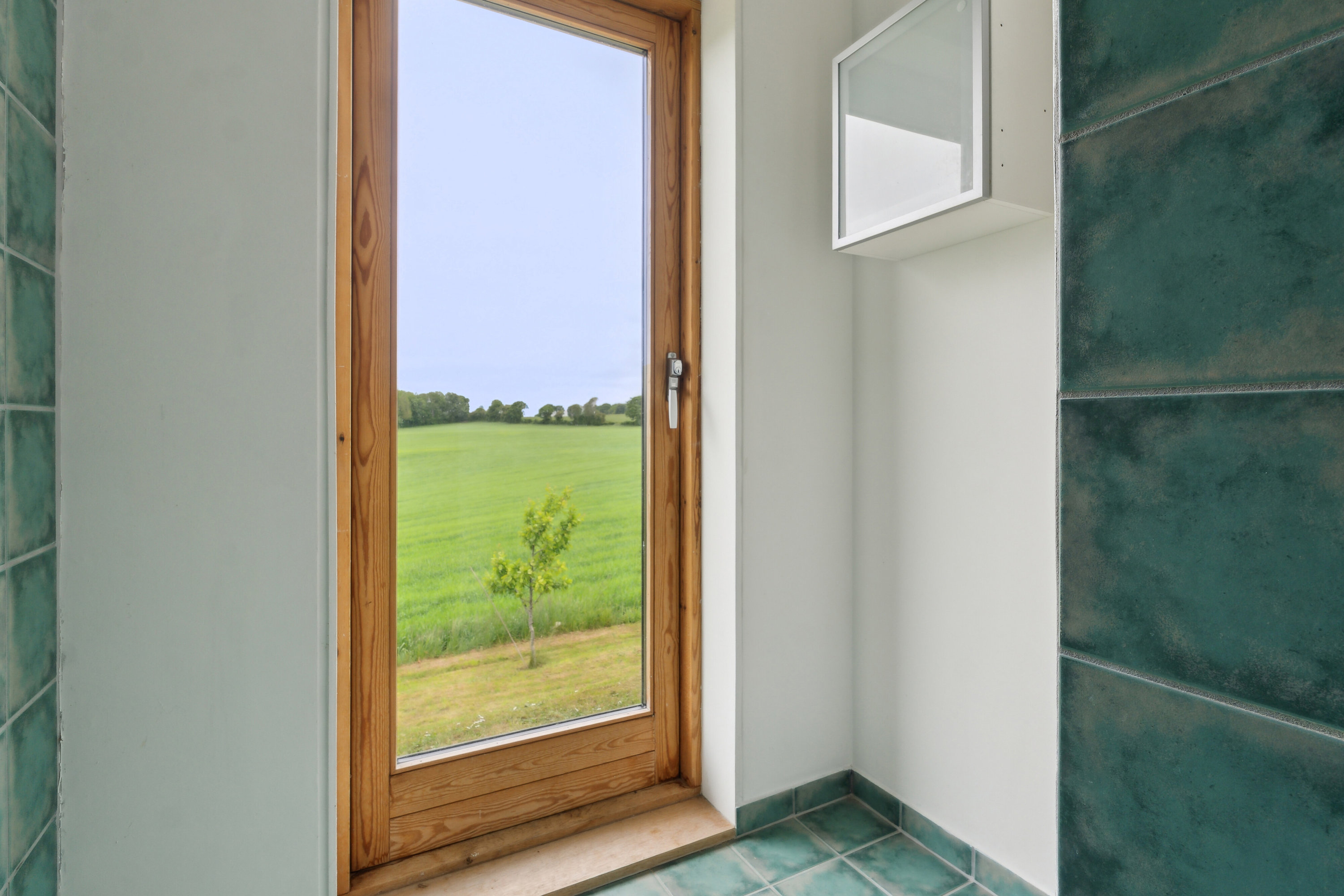 Fremhævet gang billede i fuldskærmstilstand. Billede af Rosevej 15, Ballen, 5762 Vester Skerninge