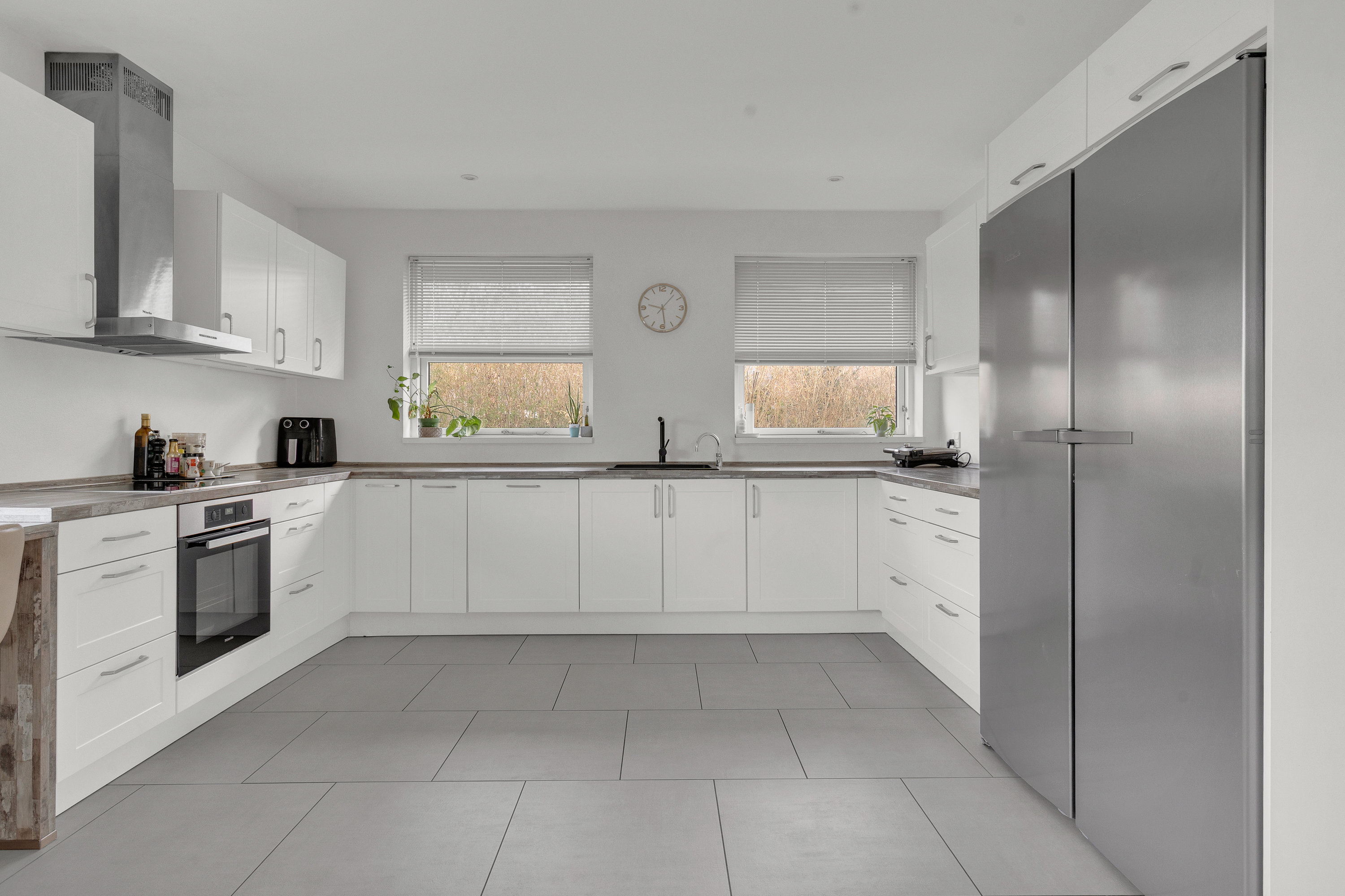 Fremhævet køkken billede i fuldskærmstilstand. Billede af Vårbuen 62, 2750 Ballerup