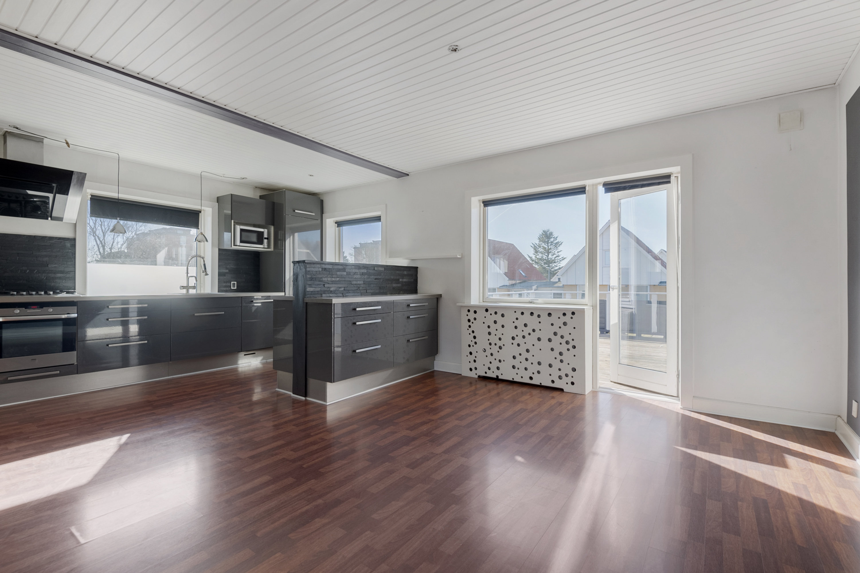 Fremhævet køkken billede i fuldskærmstilstand. Billede af Pilevej 17, 6705 Esbjerg Ø