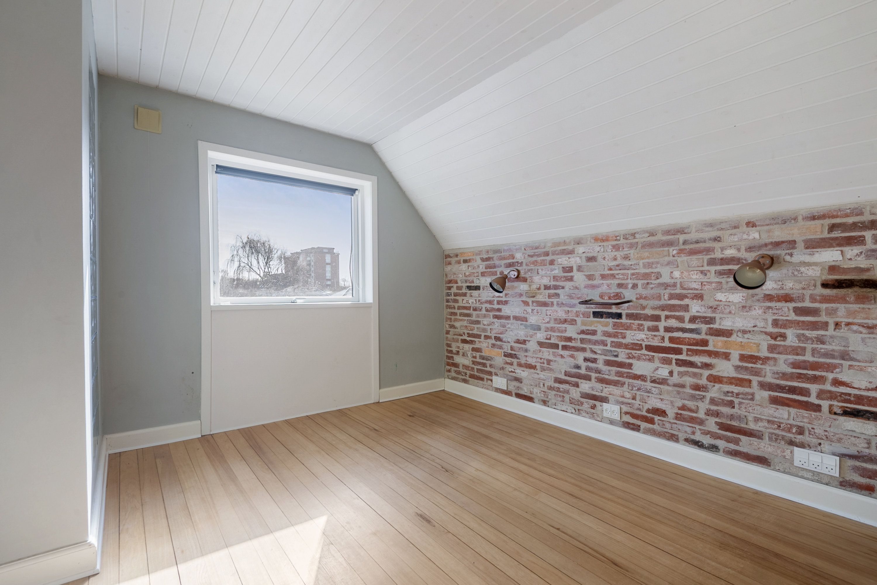 Fremhævet værelse billede i fuldskærmstilstand. Billede af Pilevej 17, 6705 Esbjerg Ø