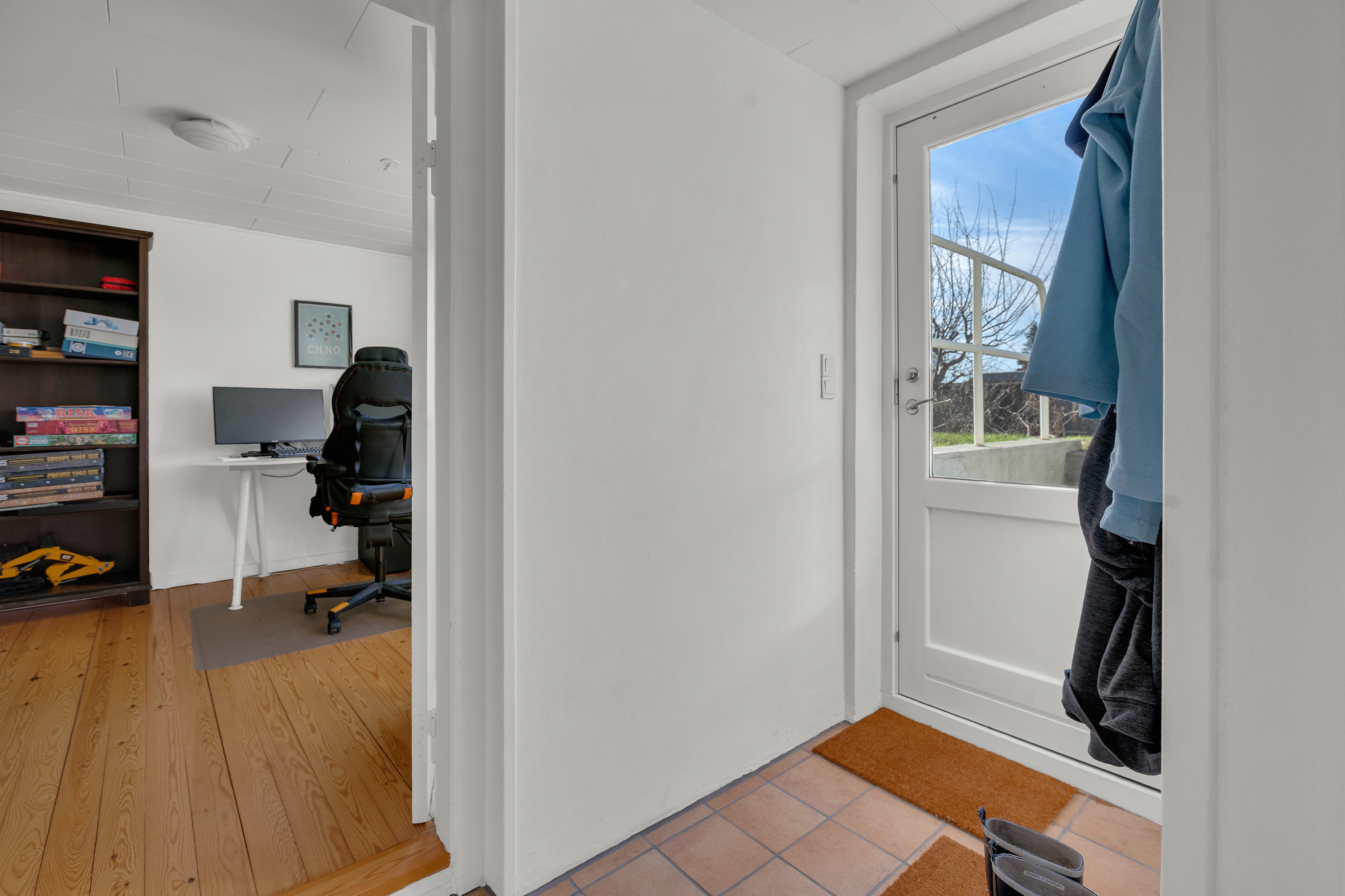 Fremhævet gang billede i fuldskærmstilstand. Billede af Søndervej 15B, 2750 Ballerup