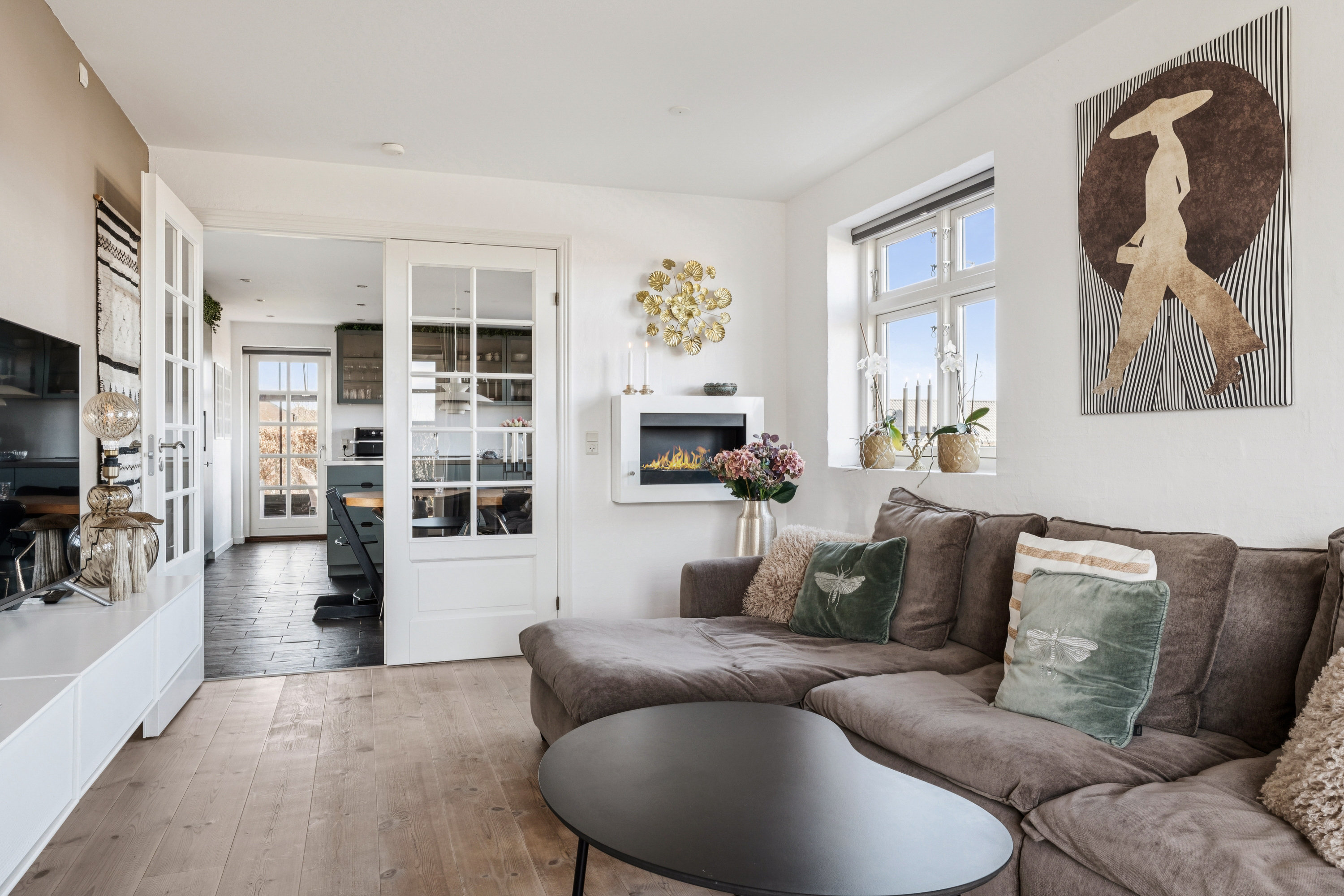 Fremhævet stue billede i fuldskærmstilstand. Billede af Fyrtøjet 1, 9240 Nibe