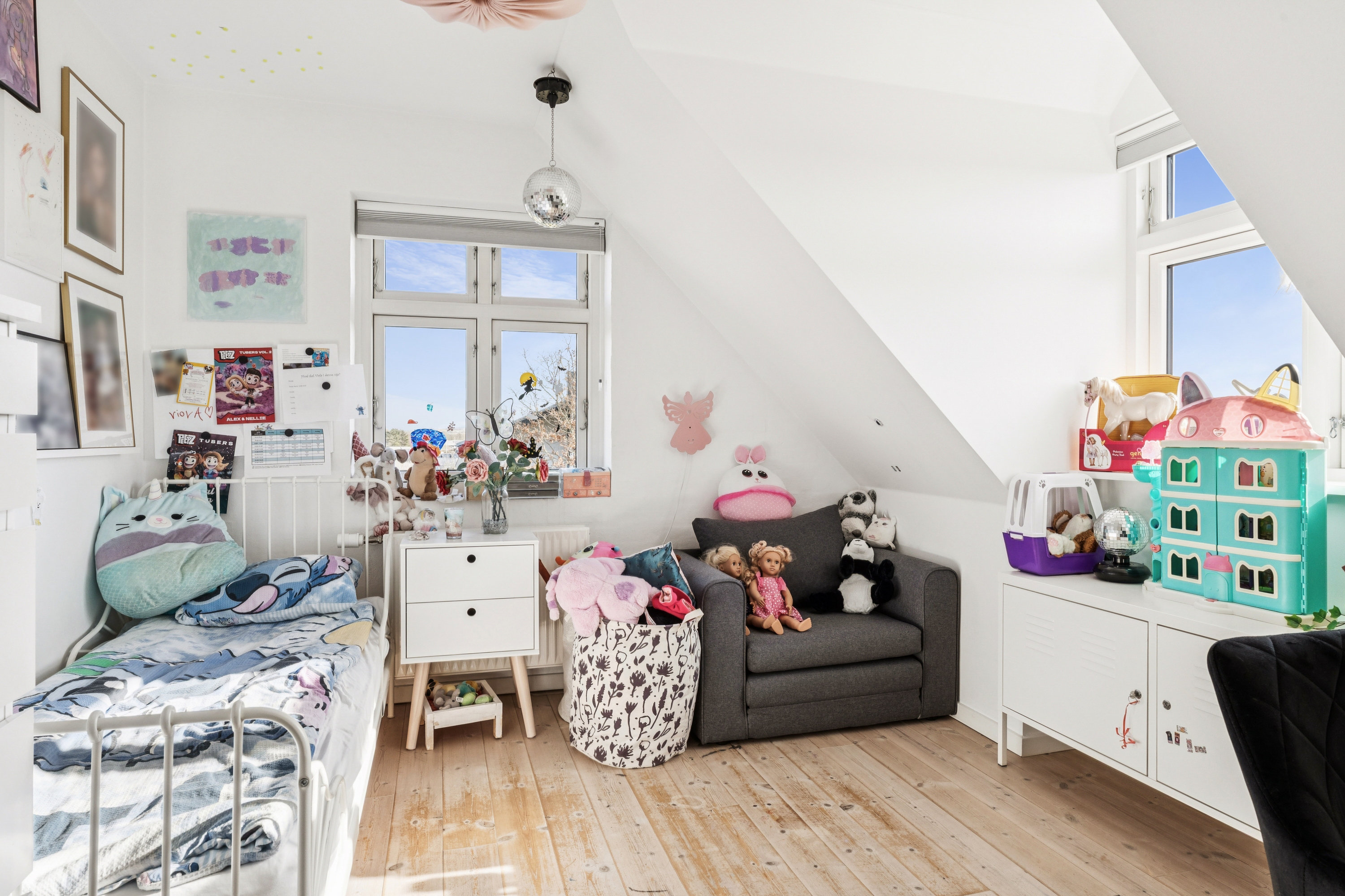 Fremhævet værelse billede i fuldskærmstilstand. Billede af Fyrtøjet 1, 9240 Nibe