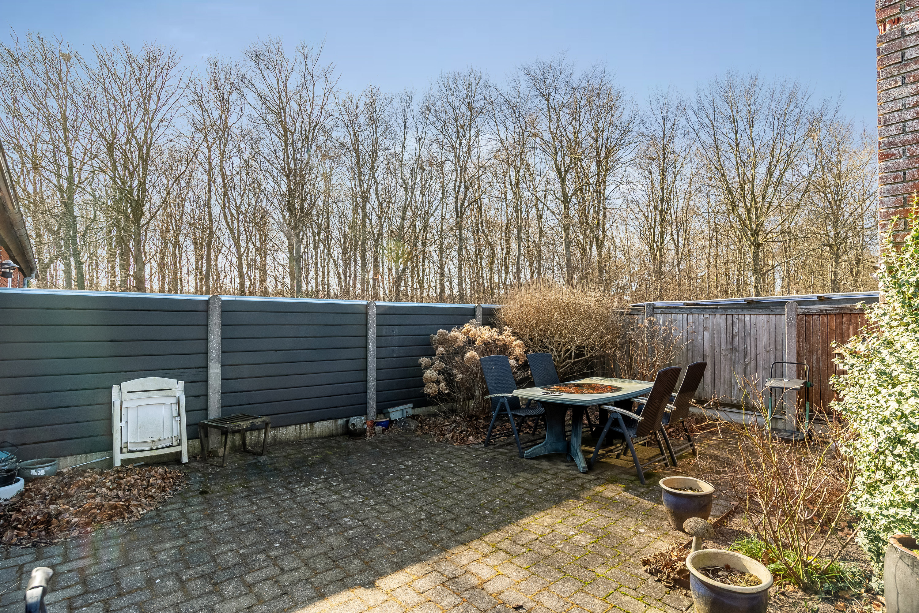 Fremhævet gårdhave billede i fuldskærmstilstand. Billede af Krimpendam 25, 7500 Holstebro