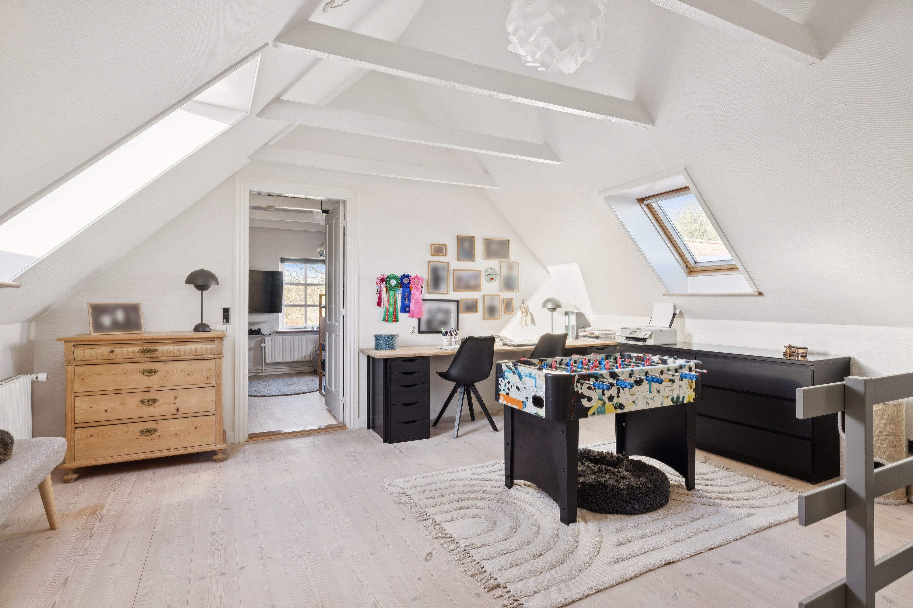 Fremhævet stue billede i fuldskærmstilstand. Billede af Gammelstrupvej 12, 8831 Løgstrup