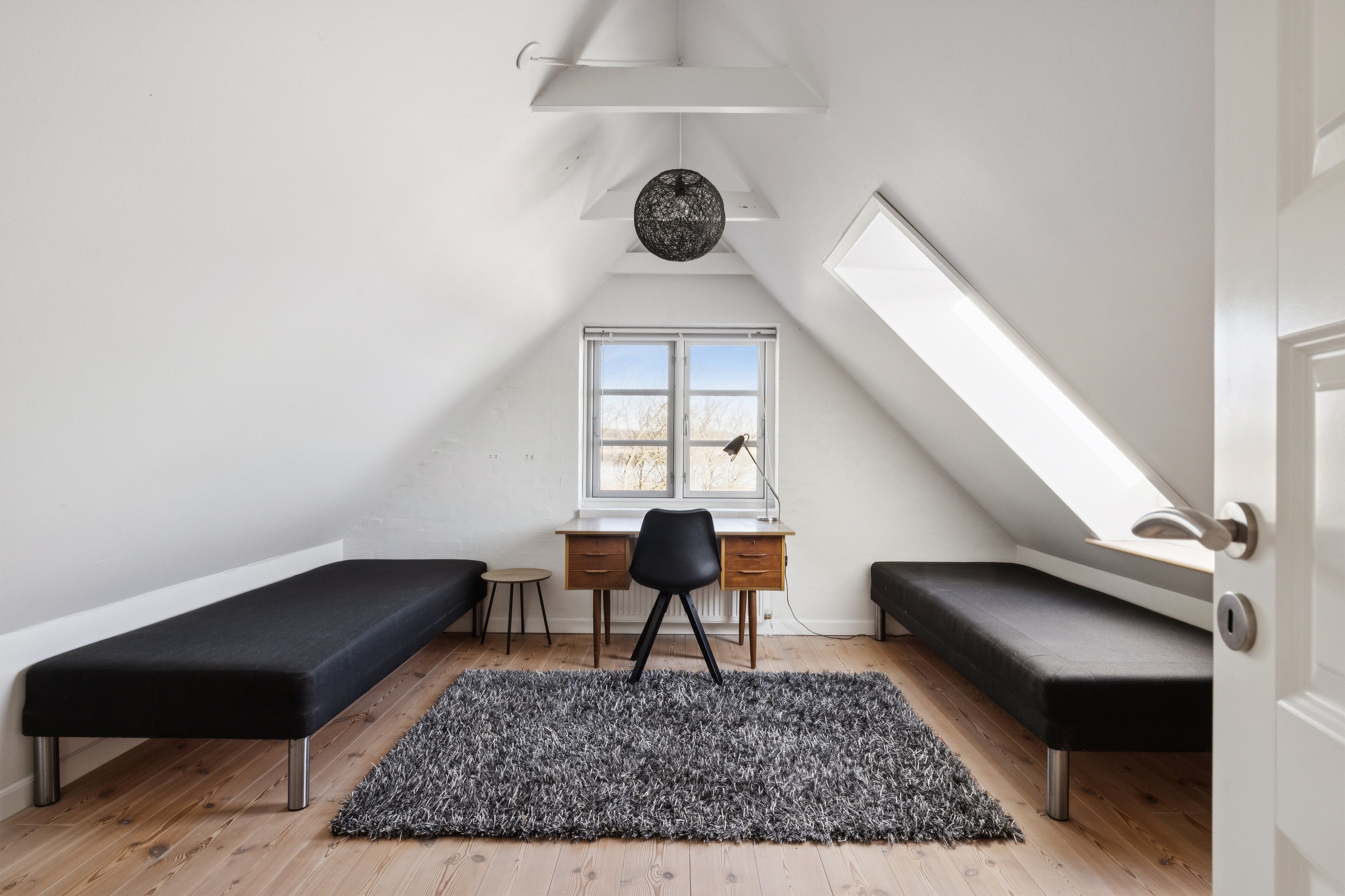 Fremhævet værelse billede i fuldskærmstilstand. Billede af Gammelstrupvej 12, 8831 Løgstrup