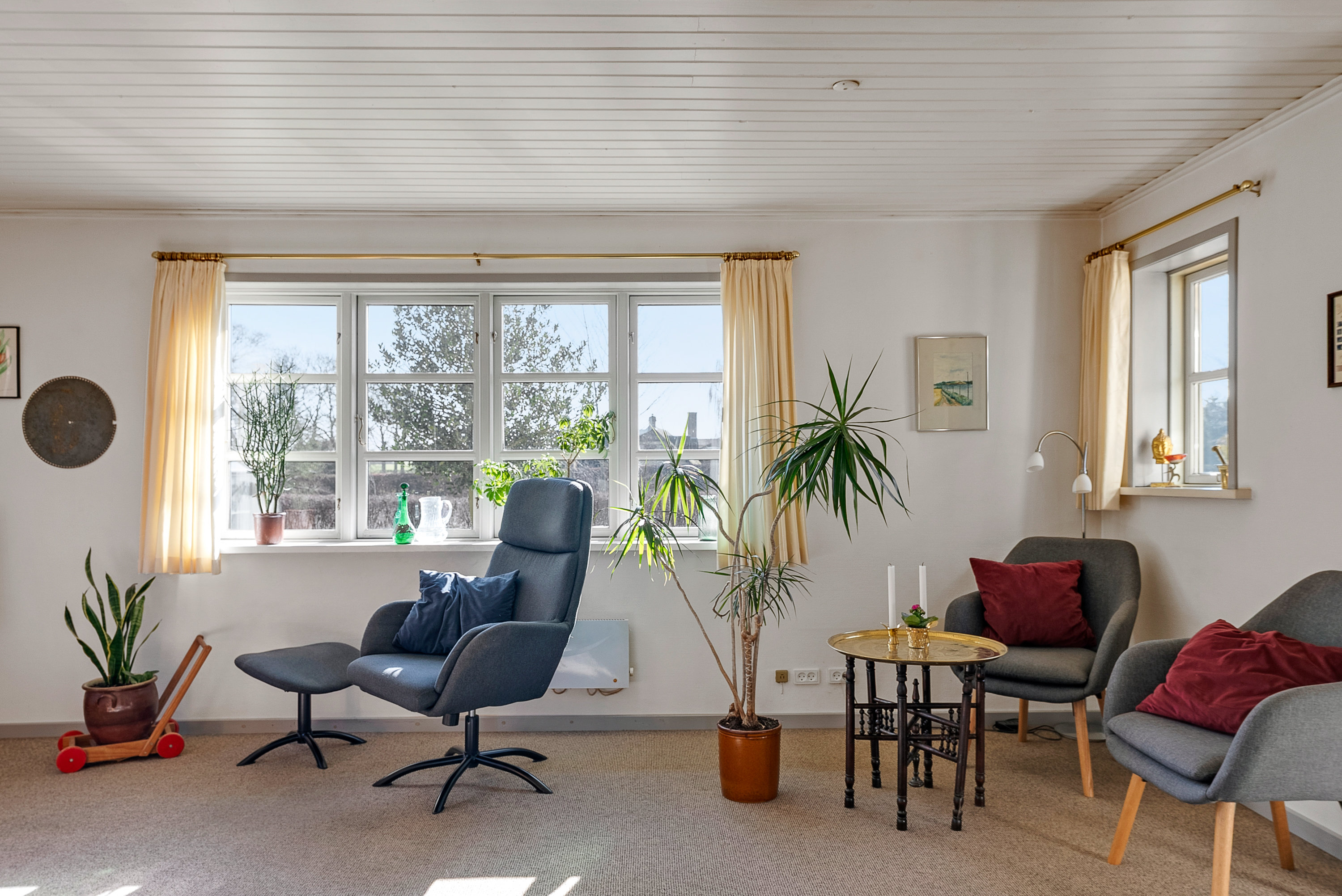 Fremhævet stue billede i fuldskærmstilstand. Billede af Svendborgvej 259, Åstrup, 5600 Faaborg