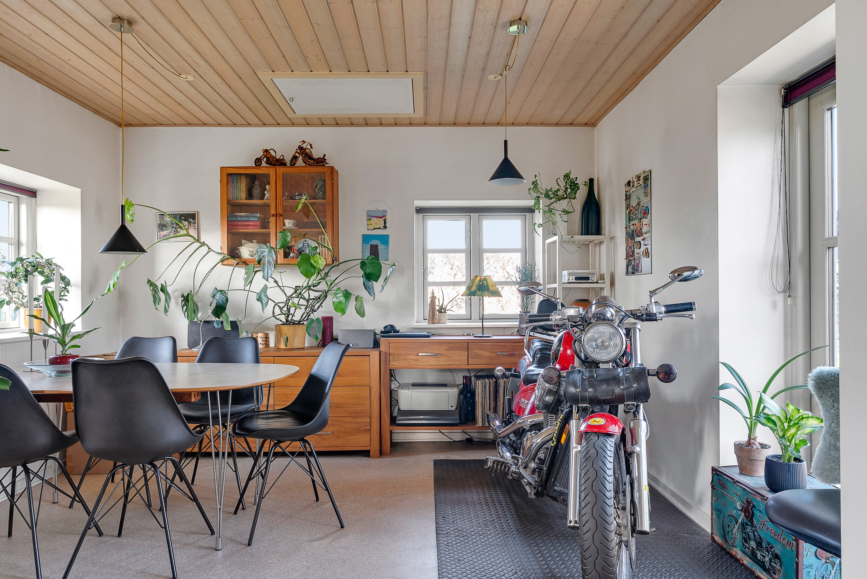 Fremhævet værelse billede i fuldskærmstilstand. Billede af Svendborgvej 259, Åstrup, 5600 Faaborg