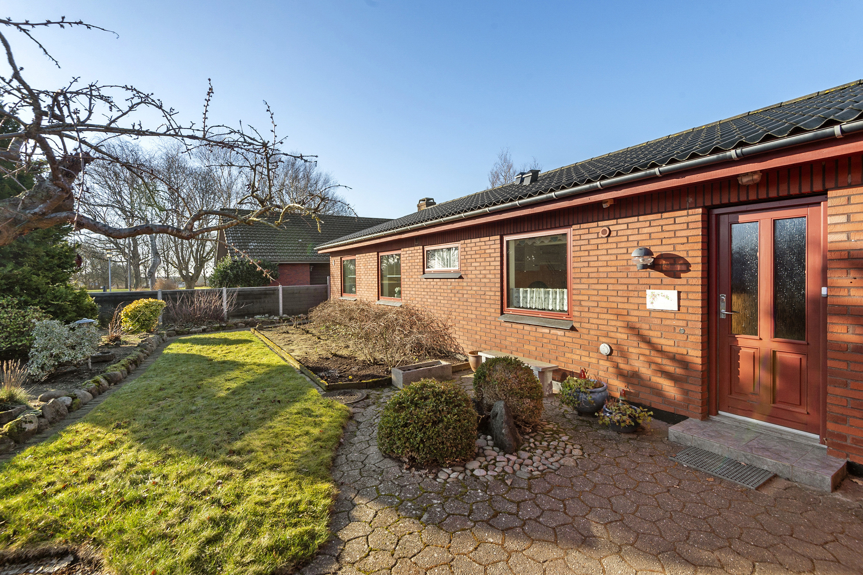 Fremhævet entré billede i fuldskærmstilstand. Billede af Løgstørvej 4, 6700 Esbjerg