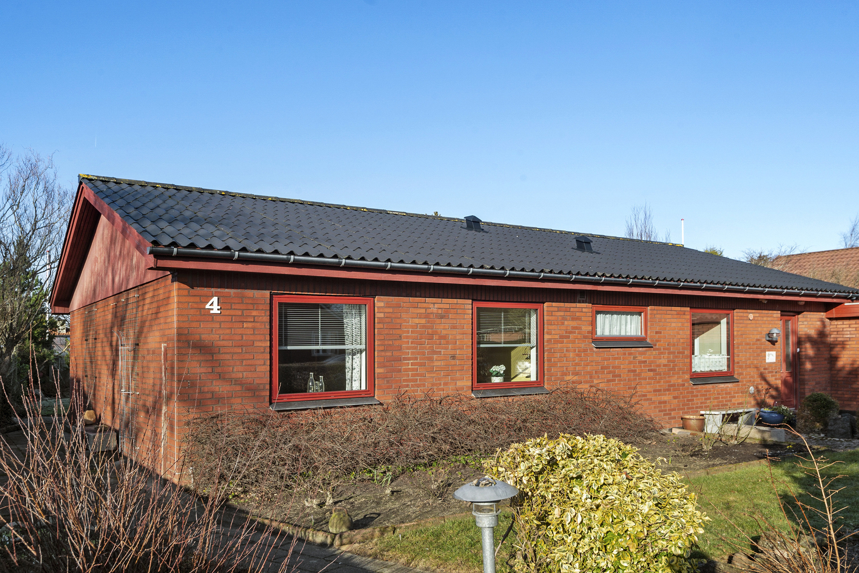 Løgstørvej 4, 6700 Esbjerg