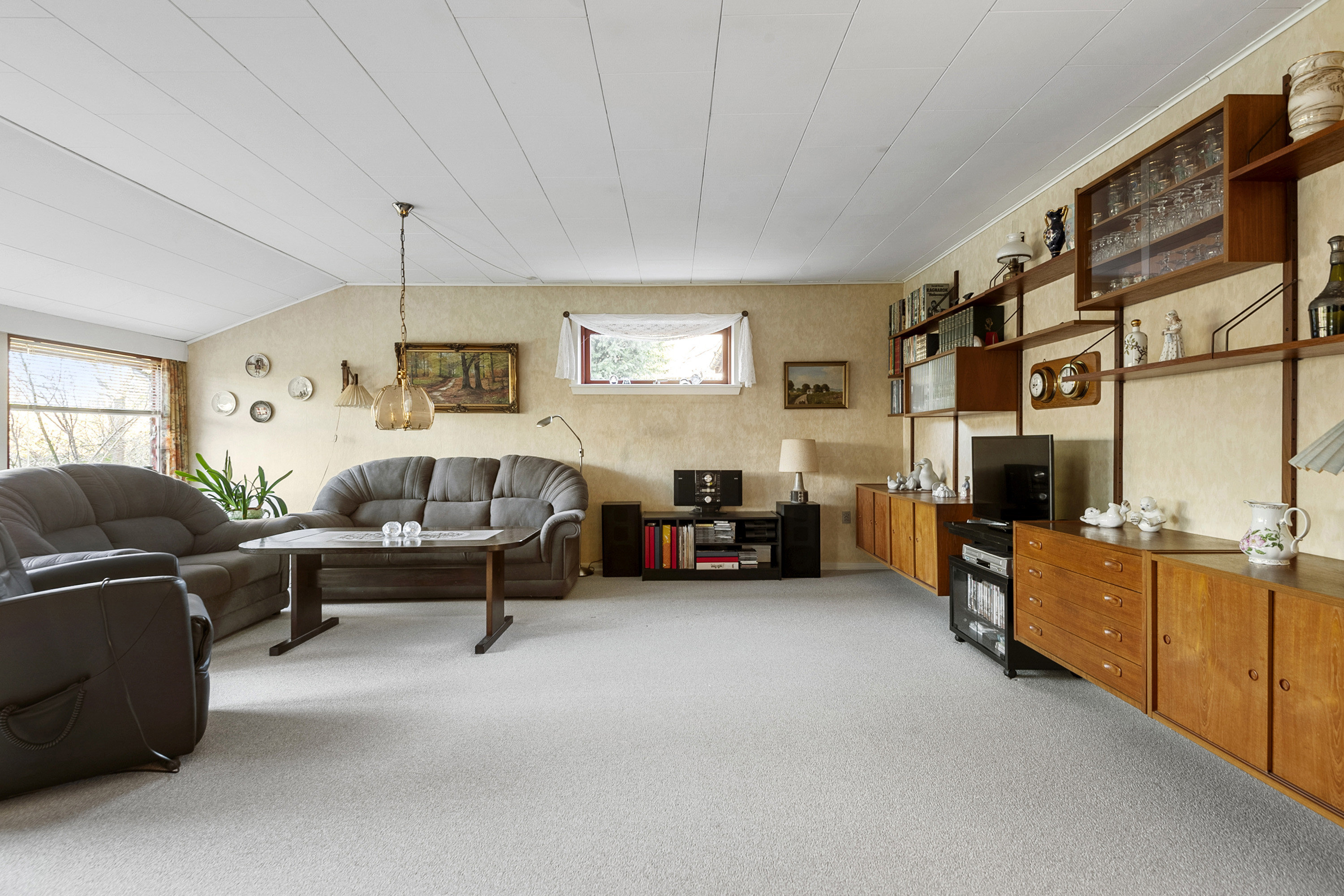 Fremhævet stue billede i fuldskærmstilstand. Billede af Løgstørvej 4, 6700 Esbjerg