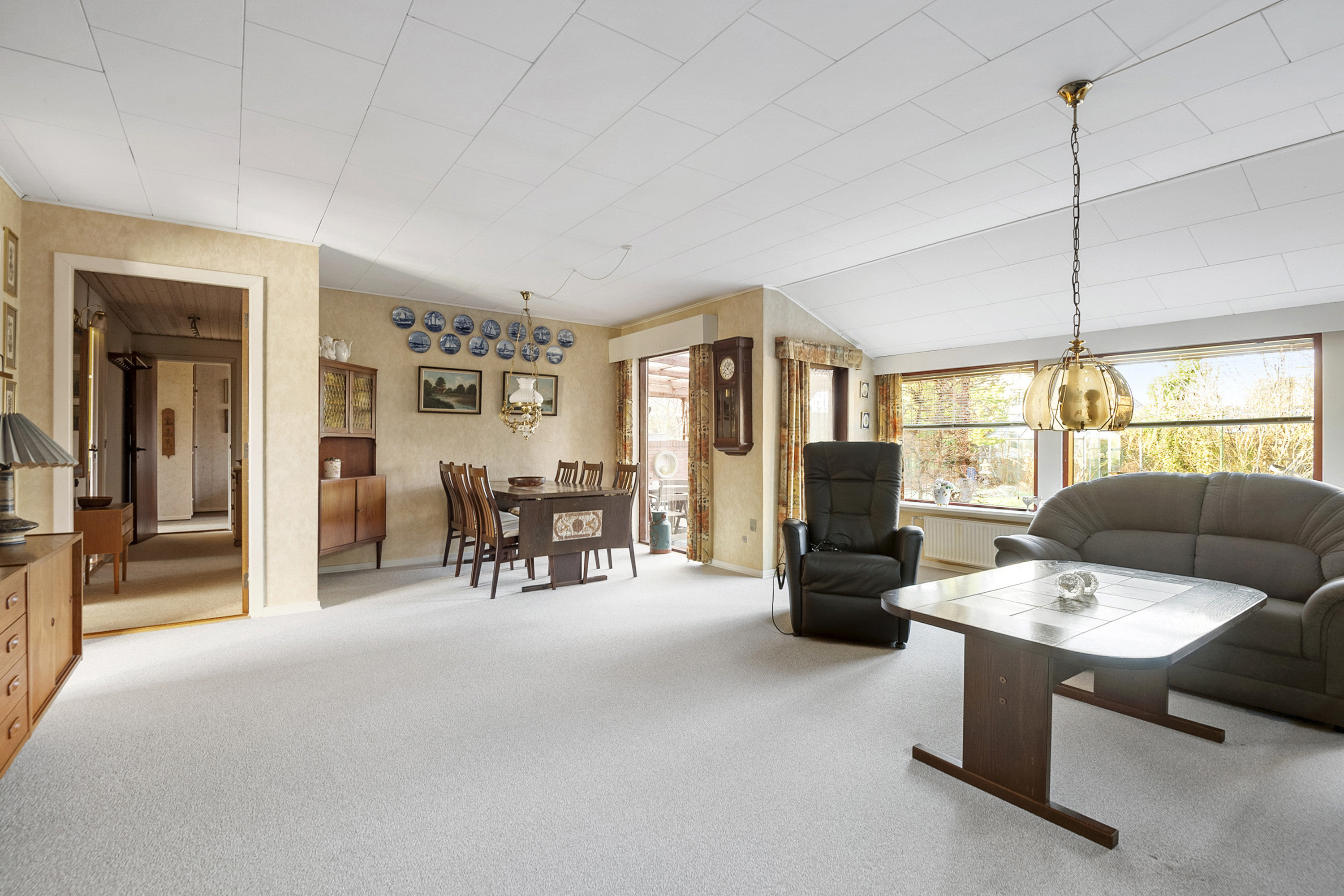 Fremhævet stue billede i fuldskærmstilstand. Billede af Løgstørvej 4, 6700 Esbjerg