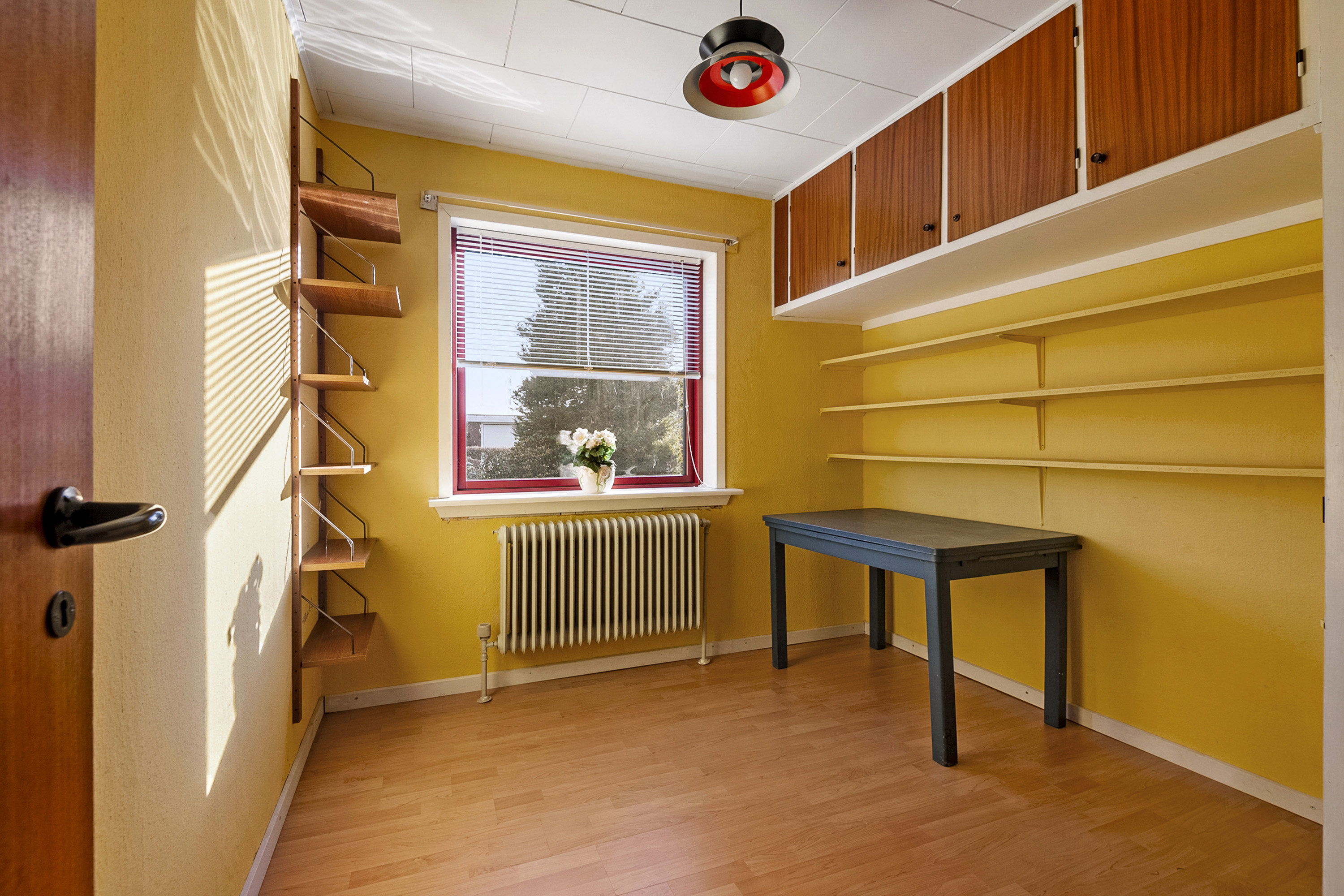 Fremhævet værelse billede i fuldskærmstilstand. Billede af Løgstørvej 4, 6700 Esbjerg