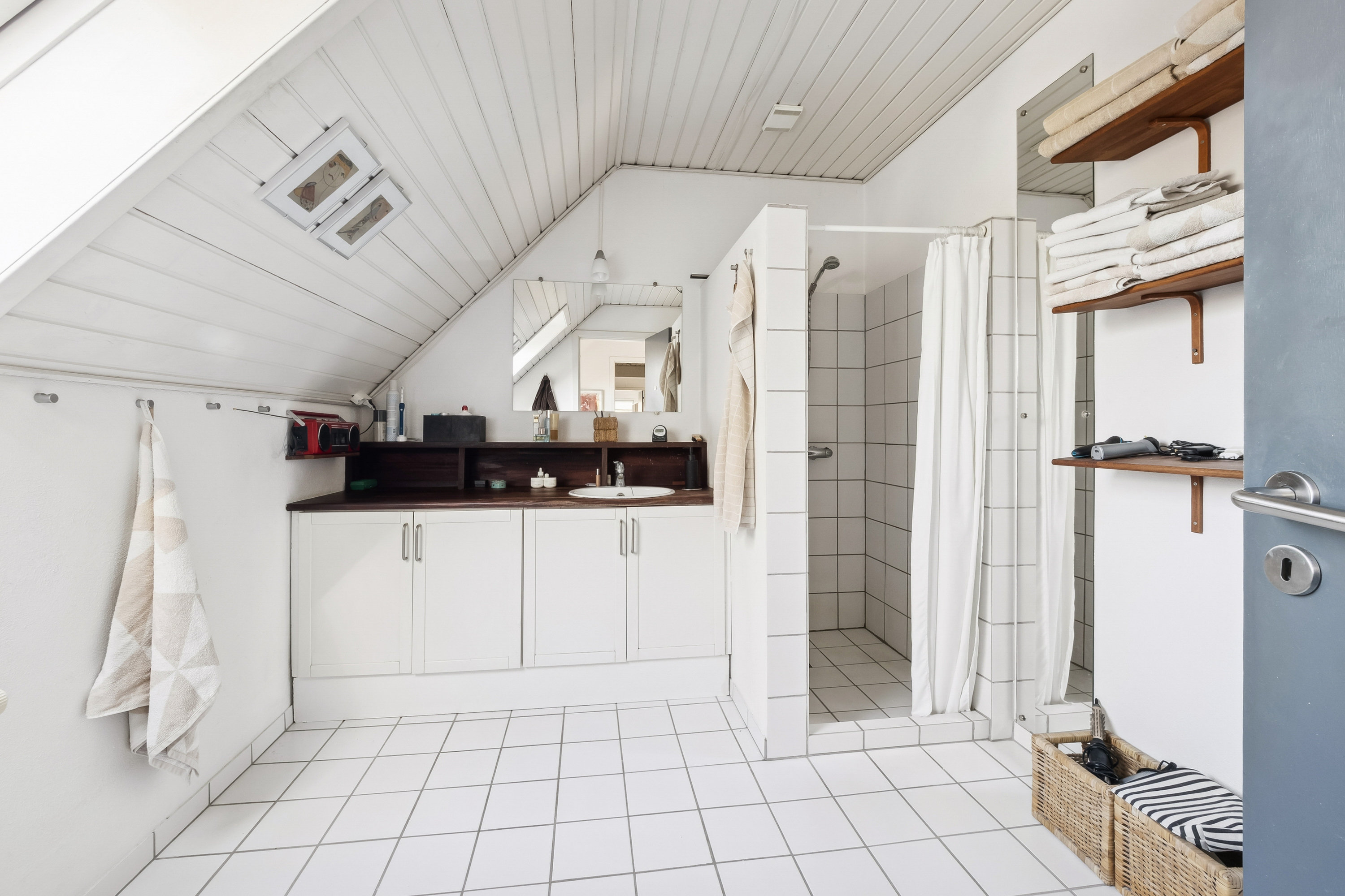 Fremhævet gang billede i fuldskærmstilstand. Billede af Lyngbjergvej 47, Faarup, 7900 Nykøbing M