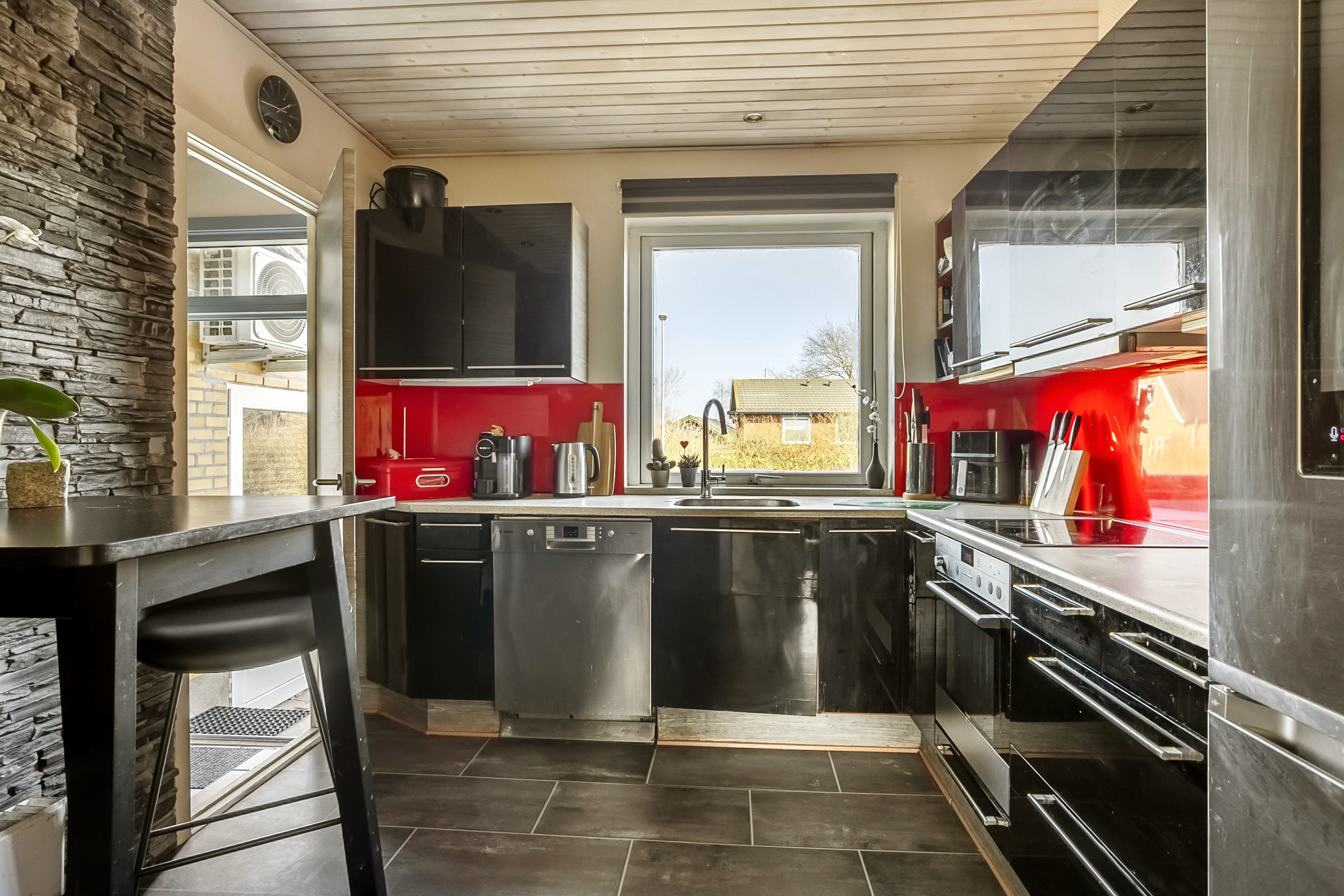 Fremhævet køkken billede i fuldskærmstilstand. Billede af Starup Kirkevej 5, Starup, 6100 Haderslev