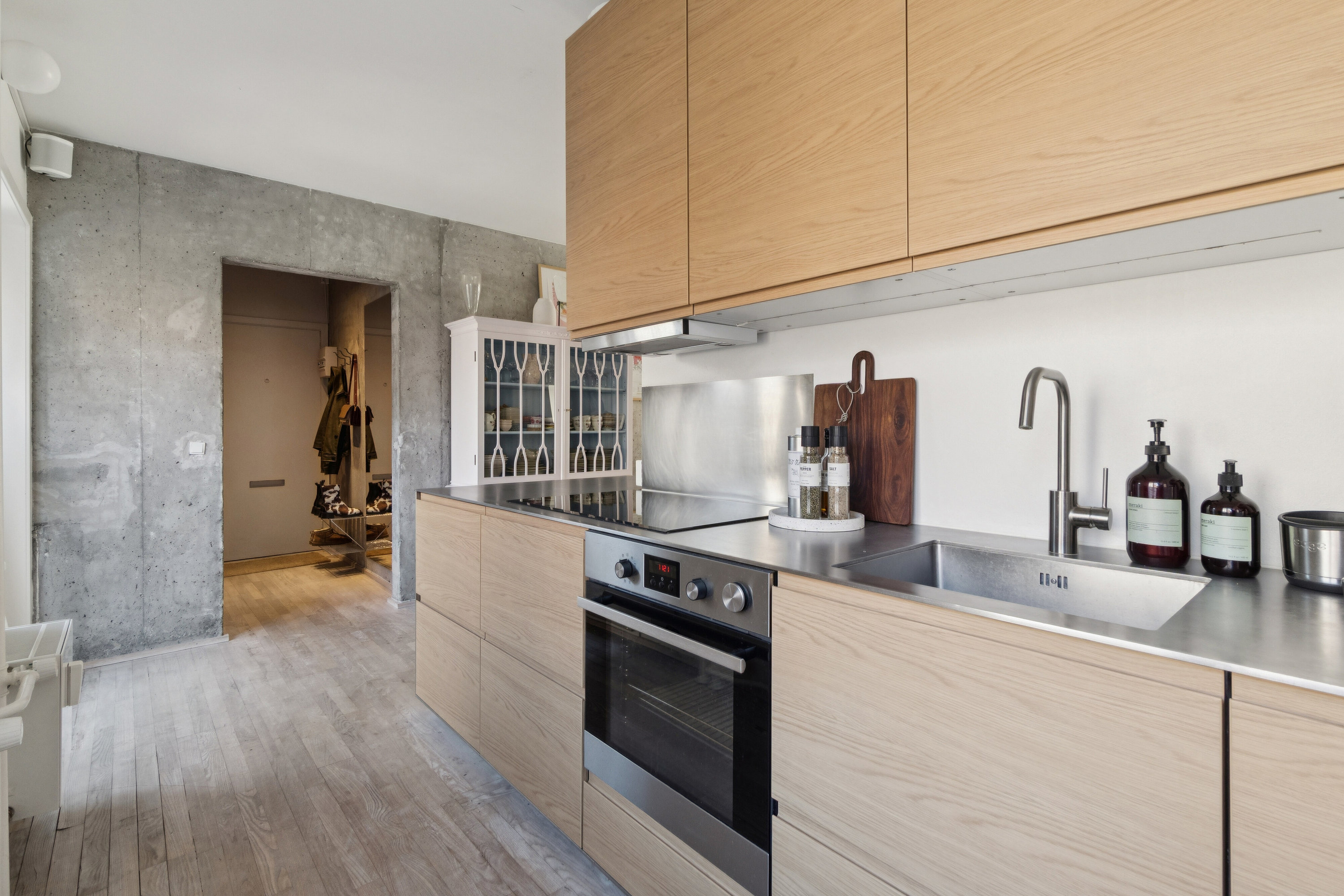 Fremhævet køkken billede i fuldskærmstilstand. Billede af Bergthorasgade 15, 1. 5., 2300 København S