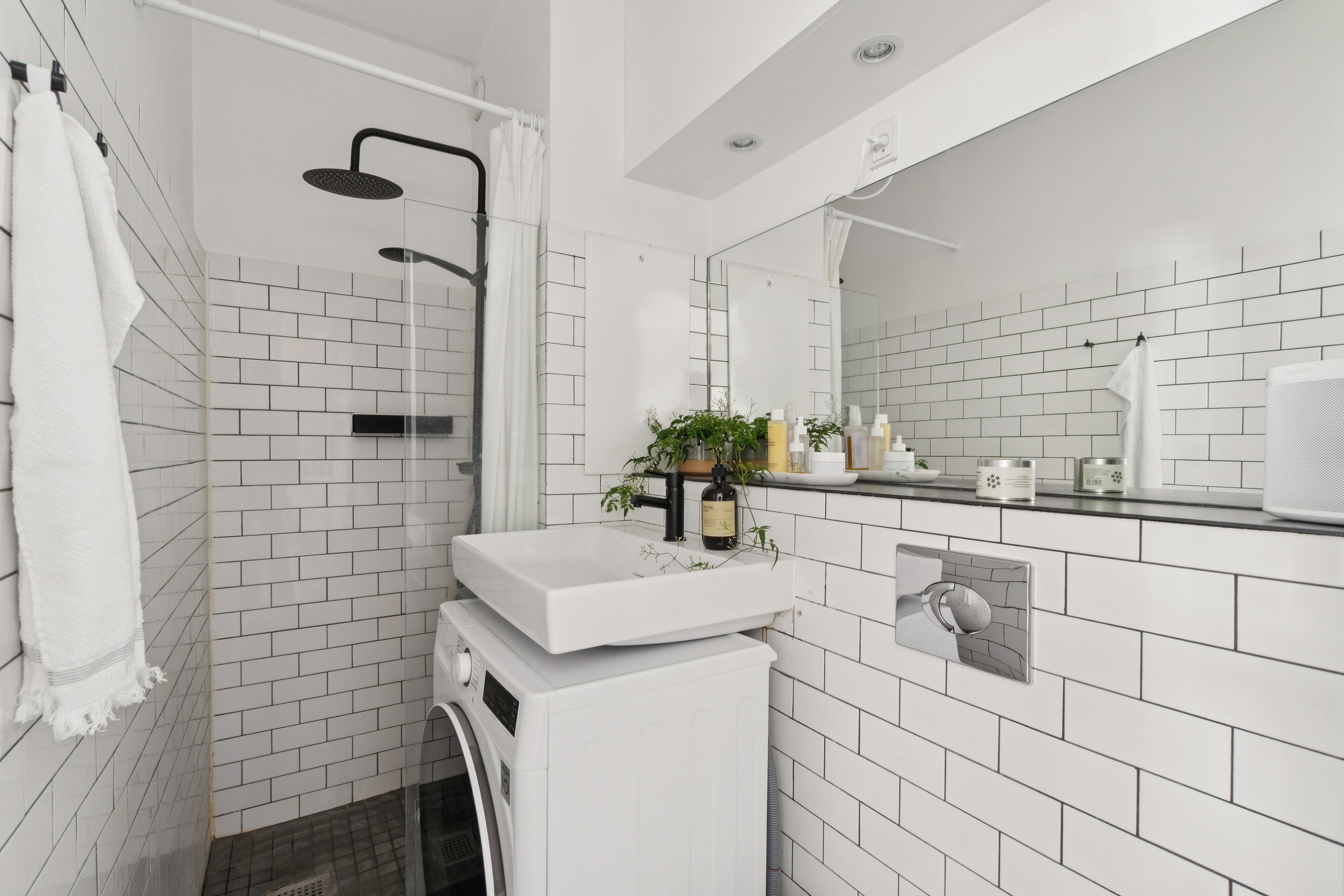 Fremhævet badeværelse billede i fuldskærmstilstand. Billede af Bergthorasgade 15, 1. 5., 2300 København S