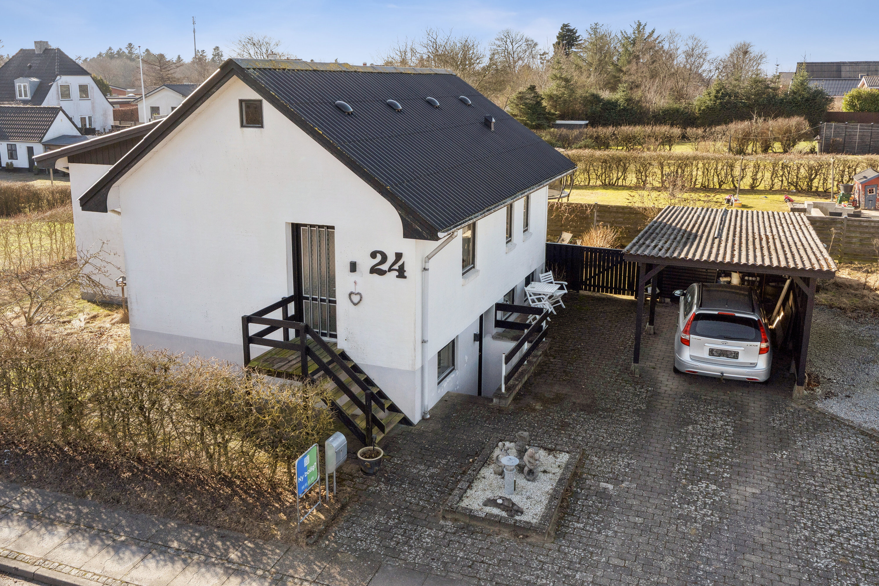 Fremhævet udendørs billede i fuldskærmstilstand. Billede af Baldersvej 24, 9800 Hjørring