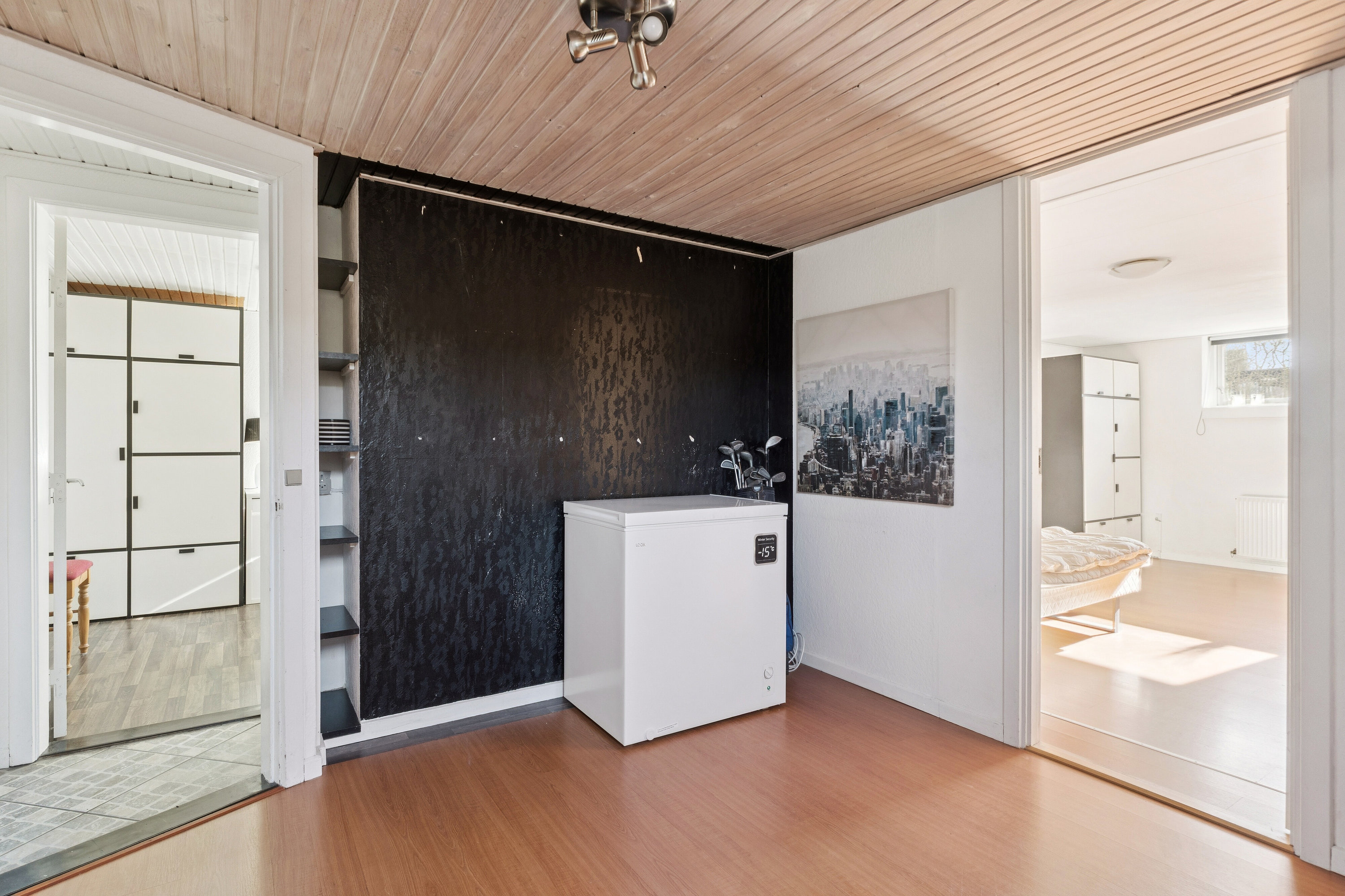 Fremhævet gang billede i fuldskærmstilstand. Billede af Baldersvej 24, 9800 Hjørring