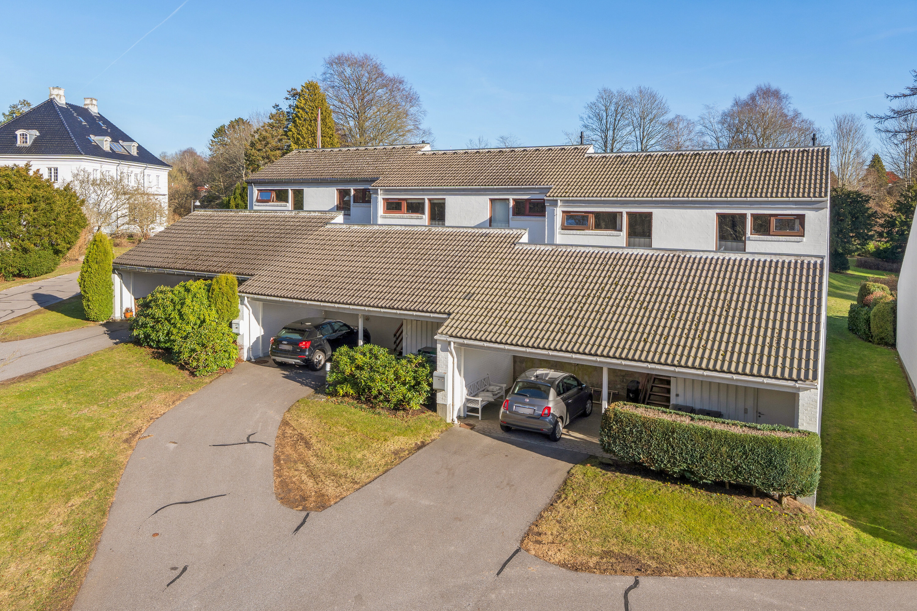 Fremhævet set fra haven billede i fuldskærmstilstand. Billede af Zoarparken 8, 3480 Fredensborg