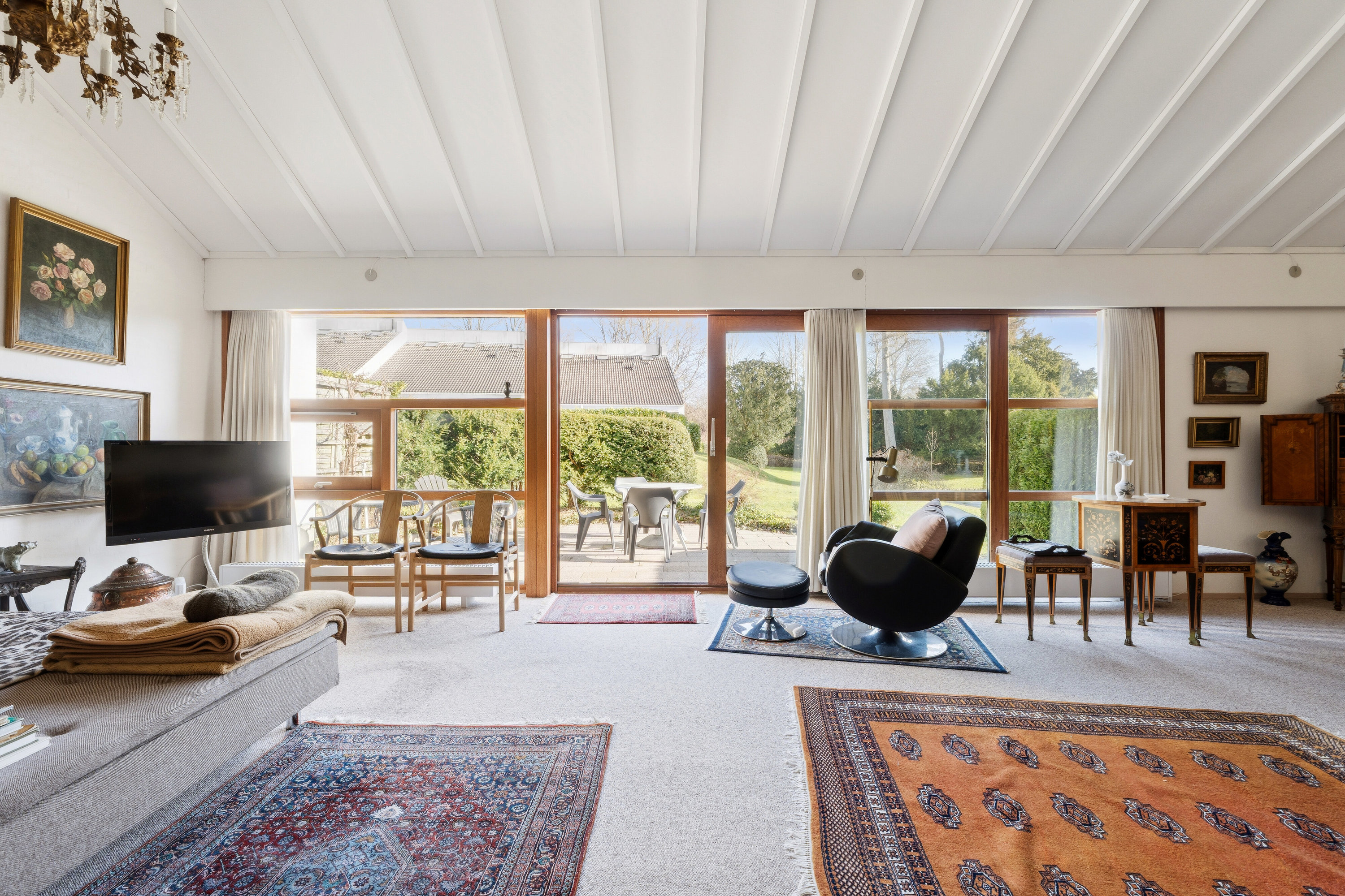 Fremhævet stue billede i fuldskærmstilstand. Billede af Zoarparken 8, 3480 Fredensborg