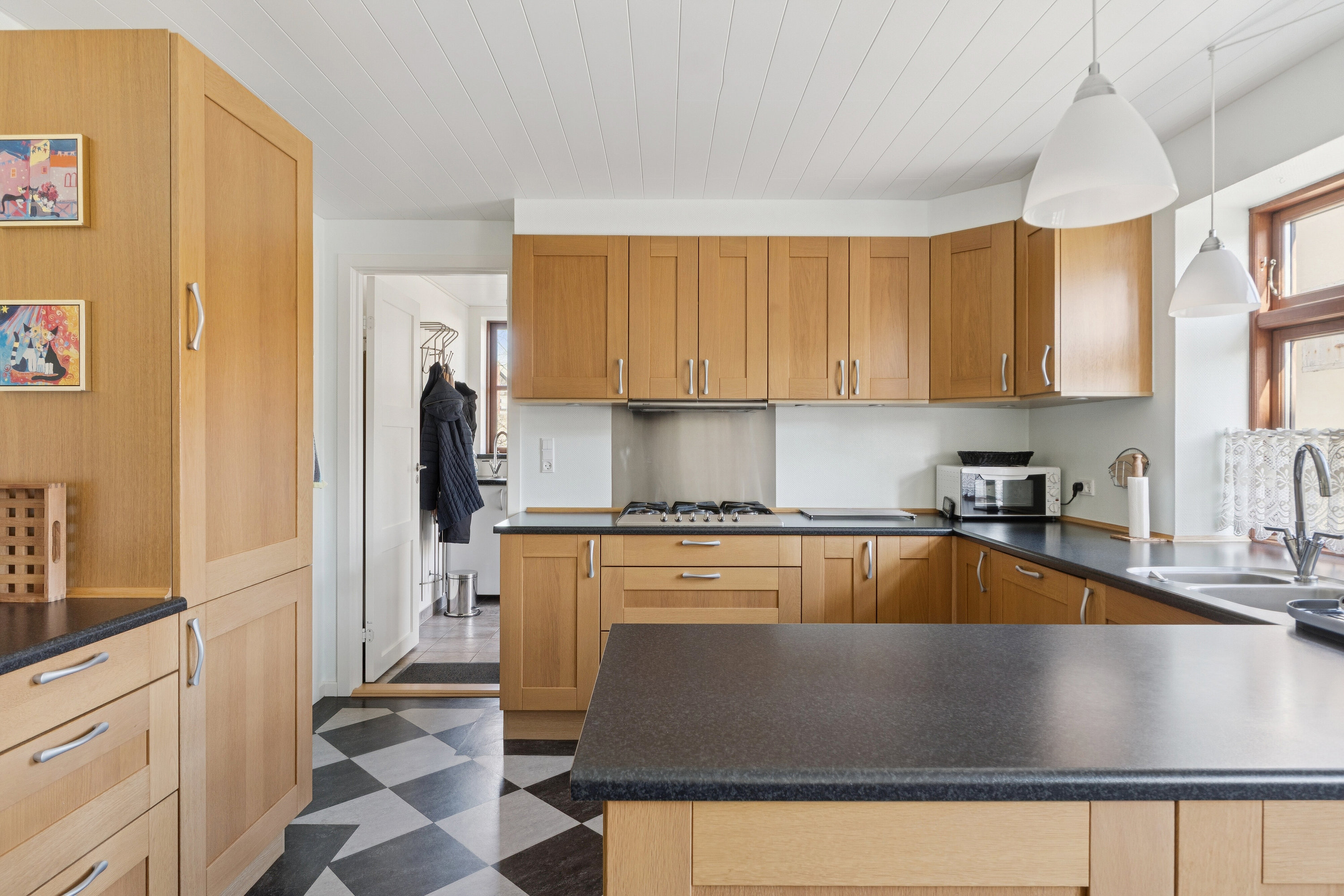 Fremhævet køkken billede i fuldskærmstilstand. Billede af Ilbro Byvej 108, 9800 Hjørring