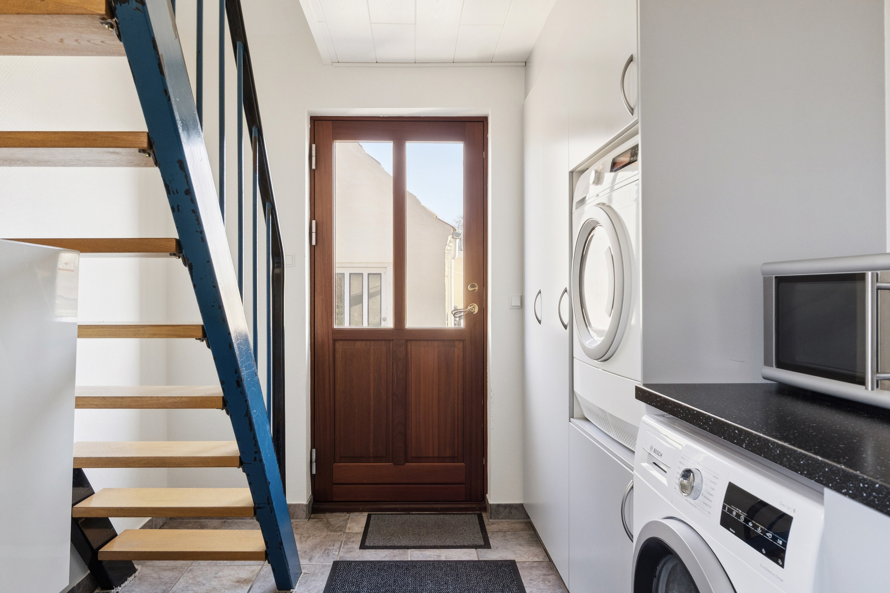 Fremhævet hall billede i fuldskærmstilstand. Billede af Ilbro Byvej 108, 9800 Hjørring