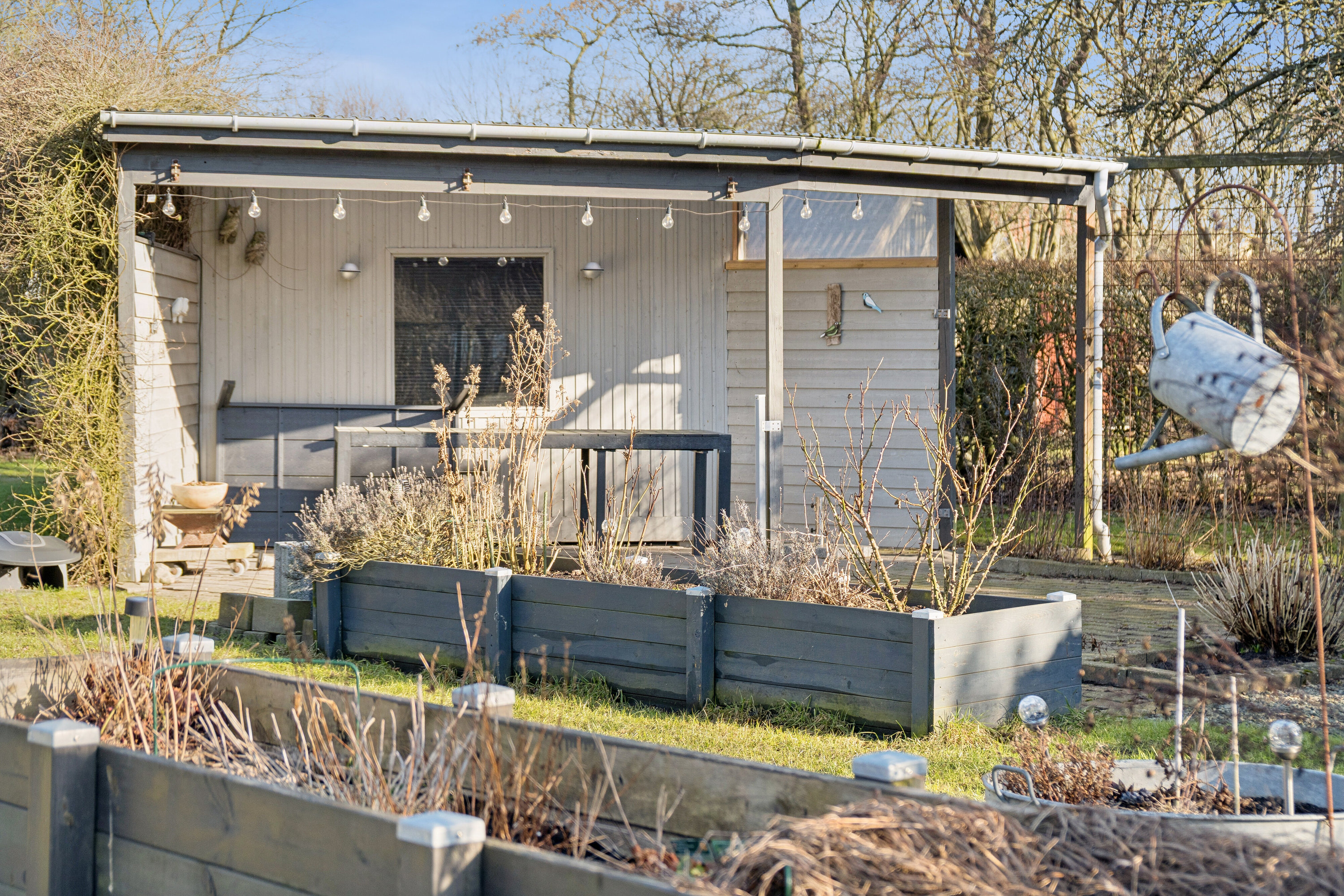 Fremhævet set fra haven billede i fuldskærmstilstand. Billede af Ilbro Byvej 108, 9800 Hjørring