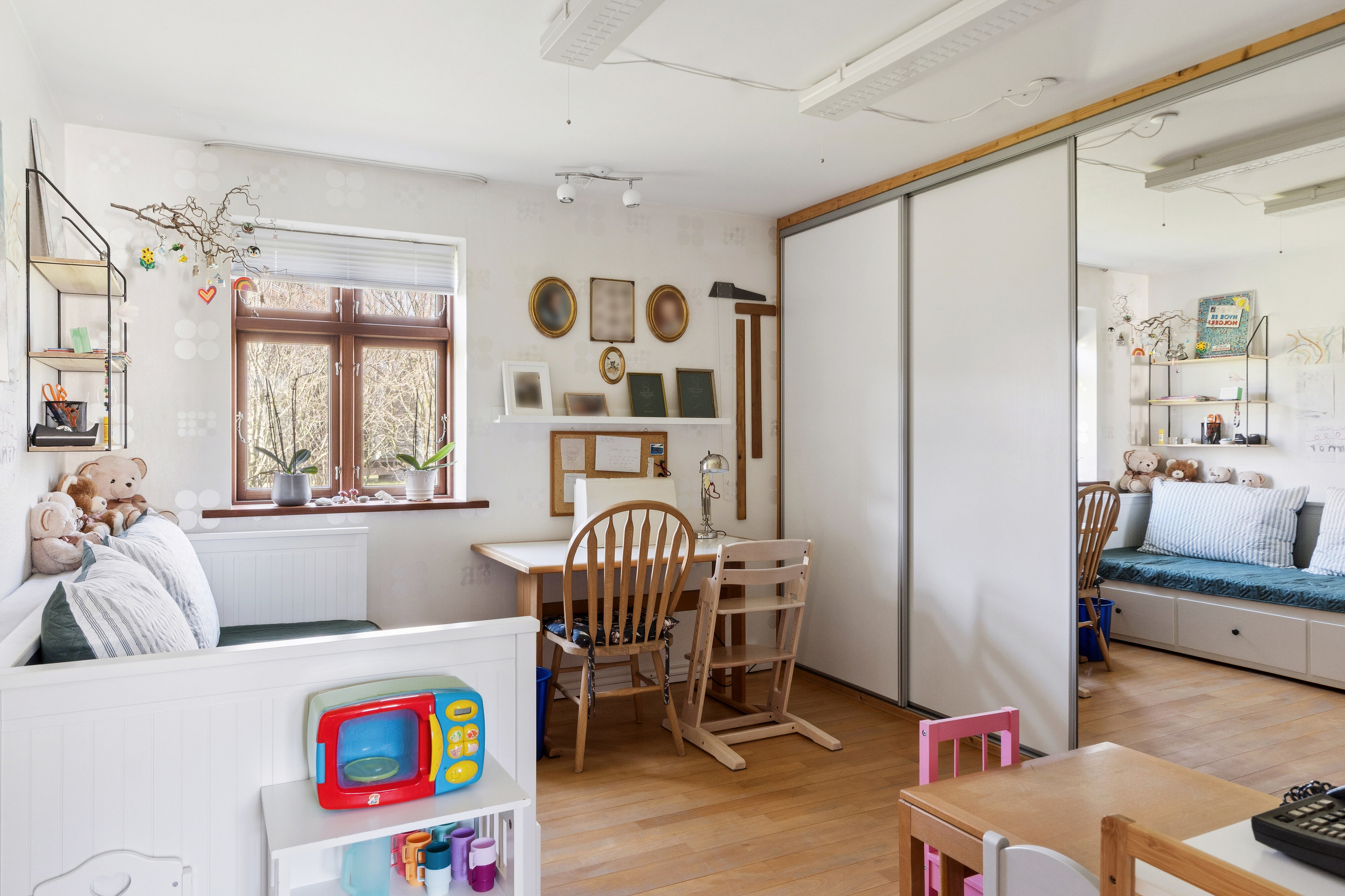 Fremhævet værelse billede i fuldskærmstilstand. Billede af Ilbro Byvej 108, 9800 Hjørring