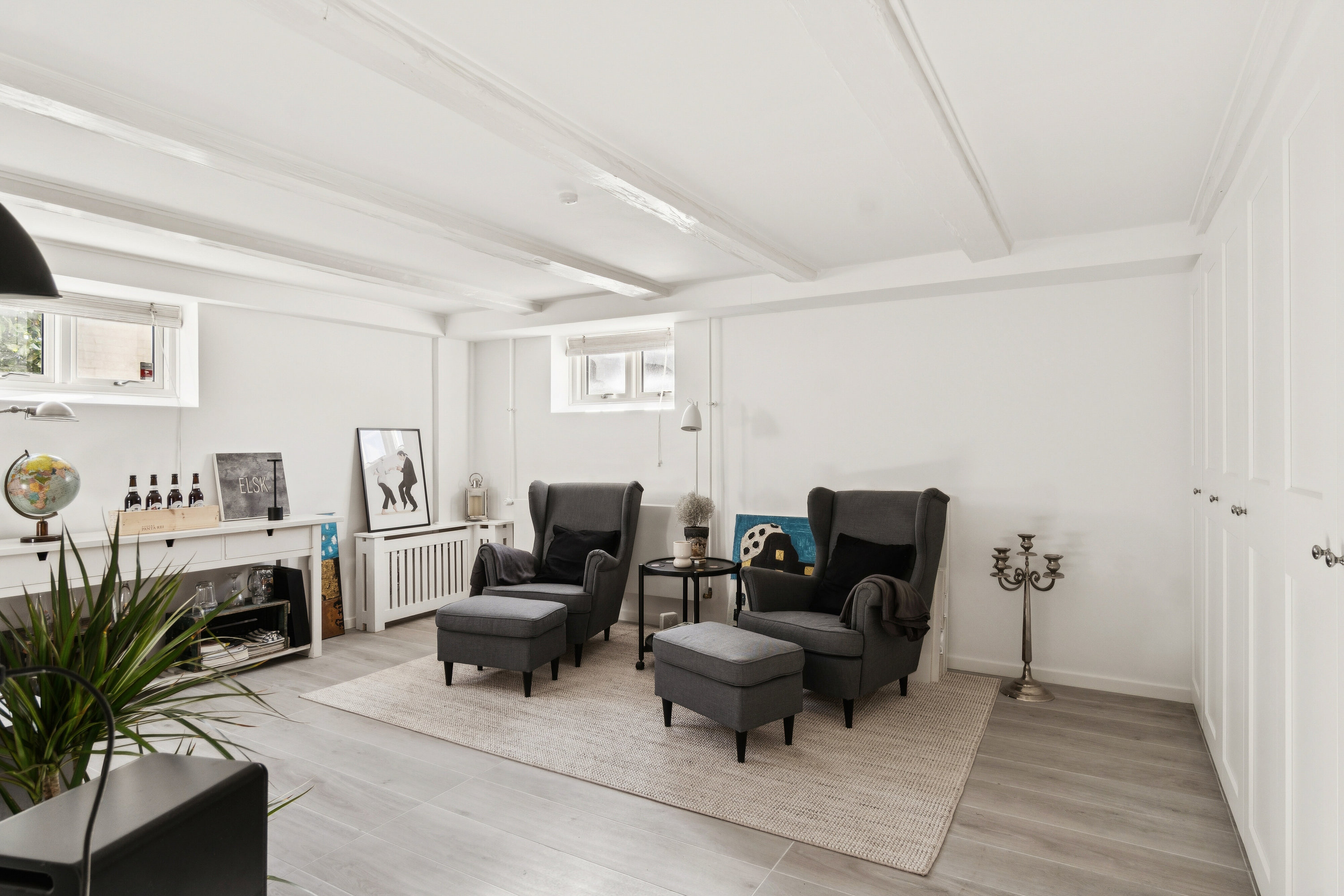 Fremhævet stue billede i fuldskærmstilstand. Billede af Hjortekærsvej 119A, 2800 Kongens Lyngby