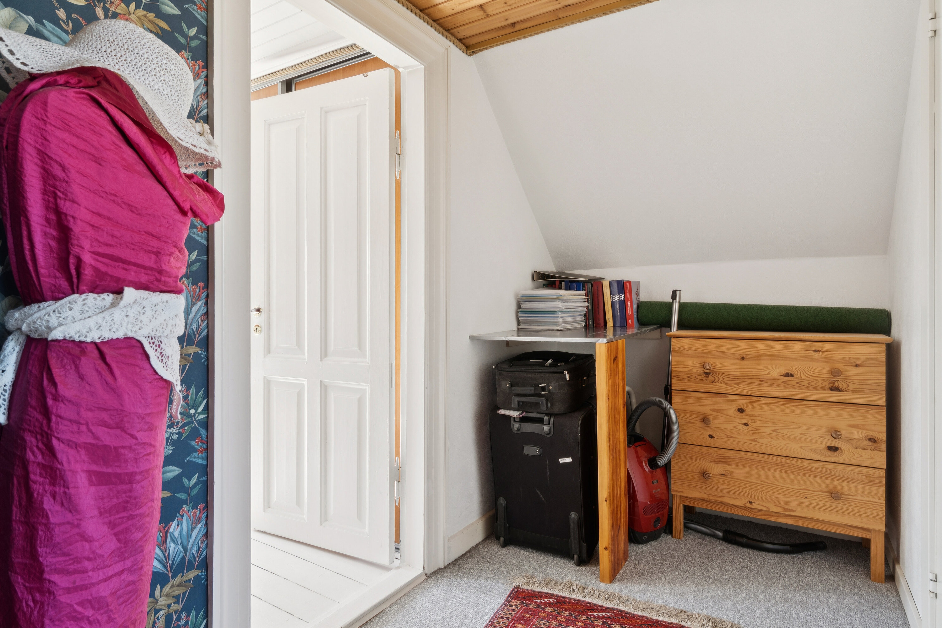 Fremhævet gang billede i fuldskærmstilstand. Billede af Levetoftevej 15, 4690 Haslev