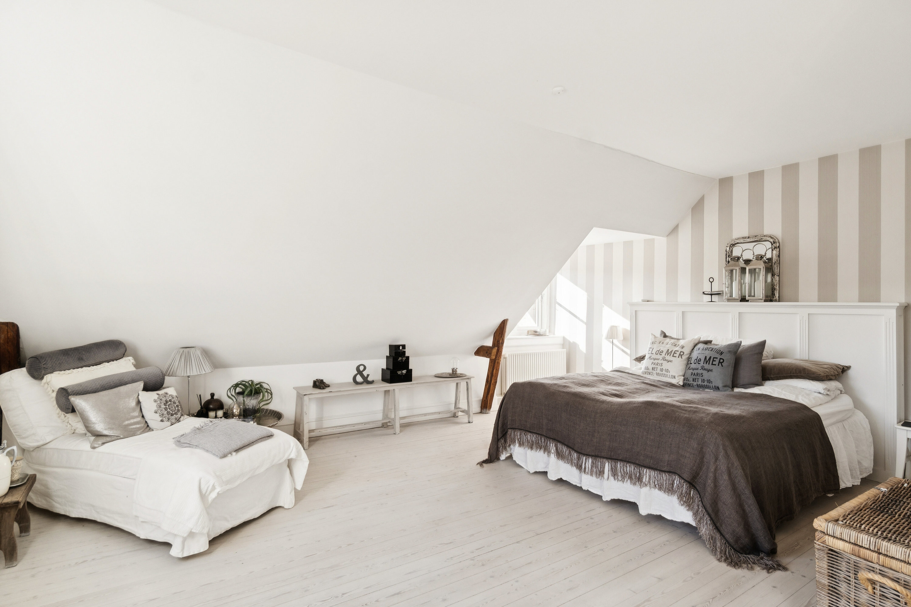 Fremhævet soveværelse billede i fuldskærmstilstand. Billede af Hjortekærsvej 119A, 2800 Kongens Lyngby