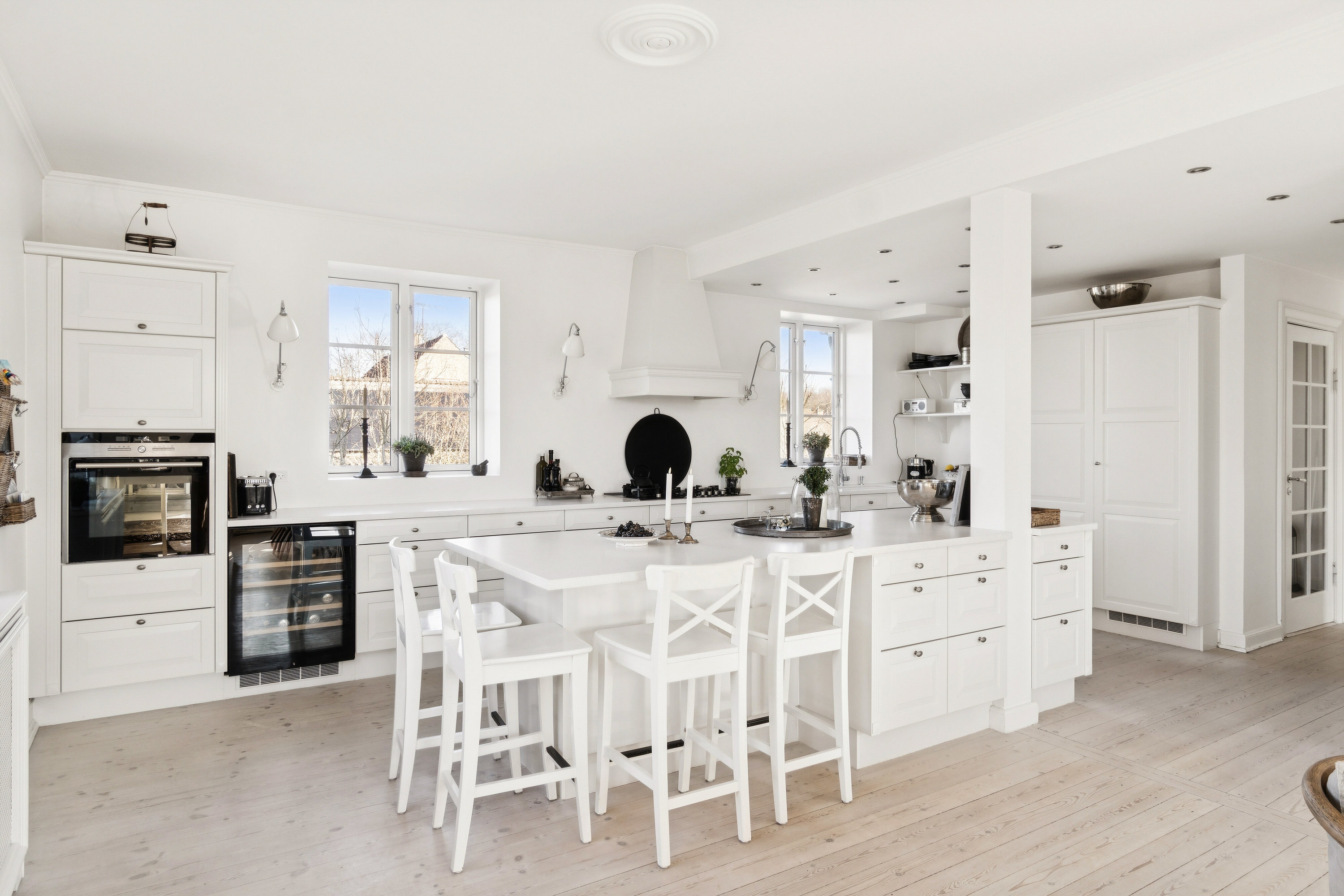 Fremhævet køkken billede i fuldskærmstilstand. Billede af Hjortekærsvej 119A, 2800 Kongens Lyngby