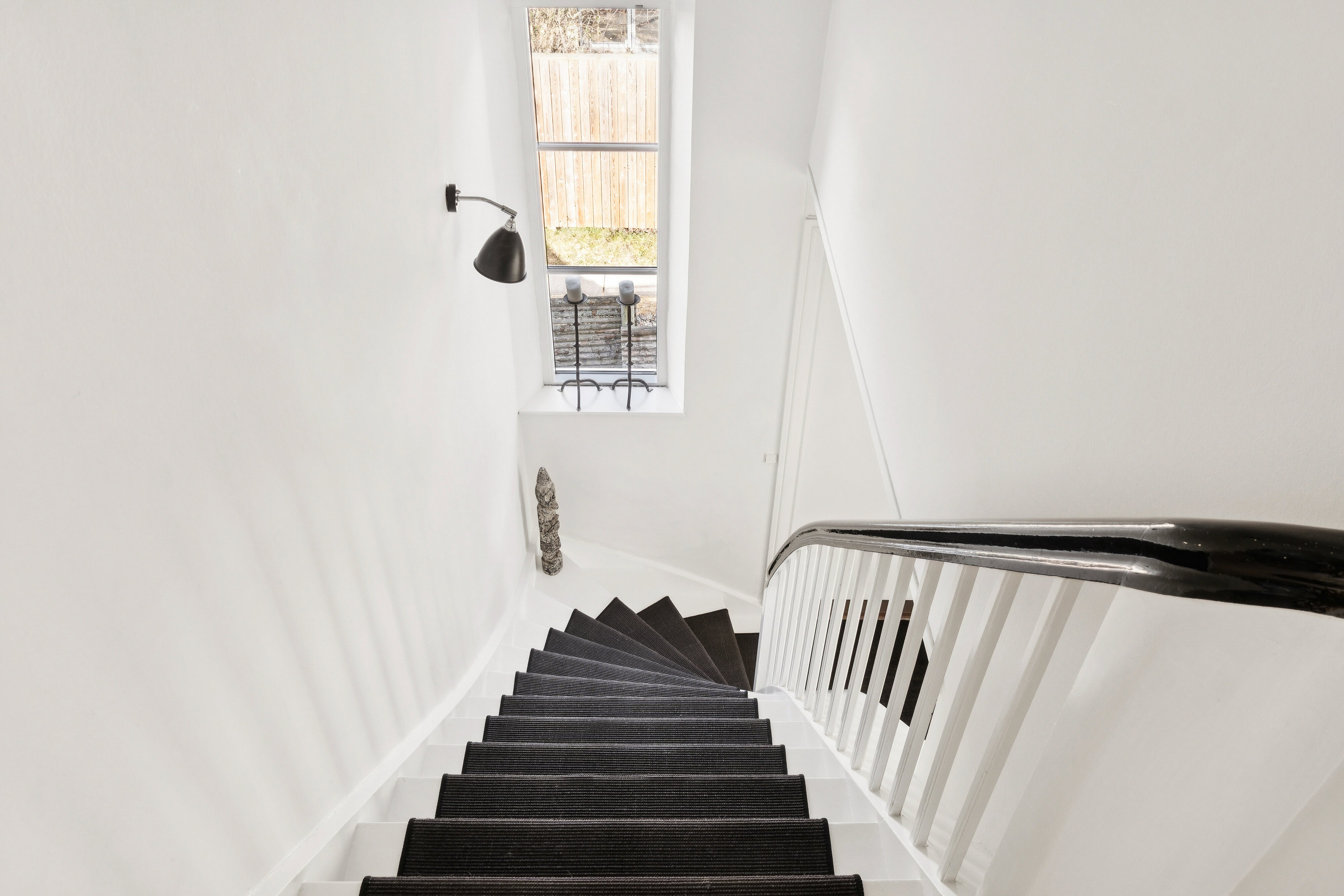 Fremhævet trappe billede i fuldskærmstilstand. Billede af Hjortekærsvej 119A, 2800 Kongens Lyngby