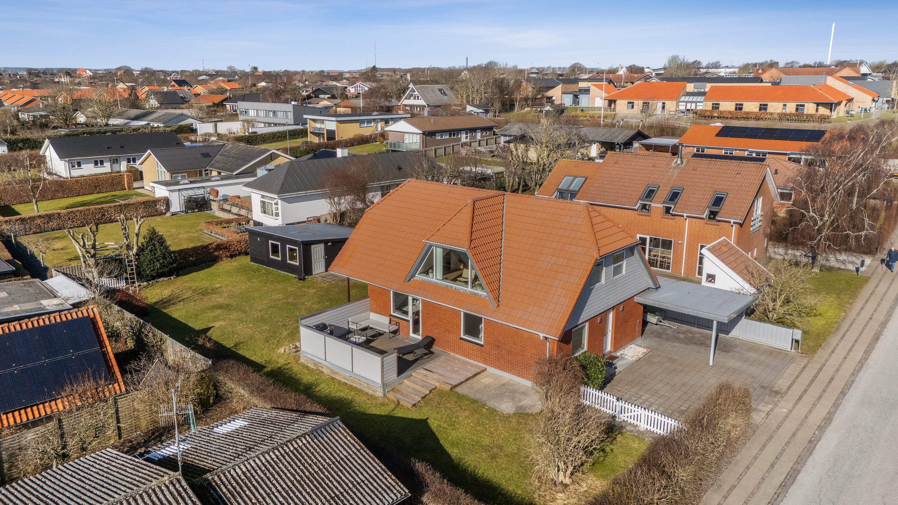 Fremhævet set fra vejen billede i fuldskærmstilstand. Billede af Fjordlystvej 24, 7700 Thisted