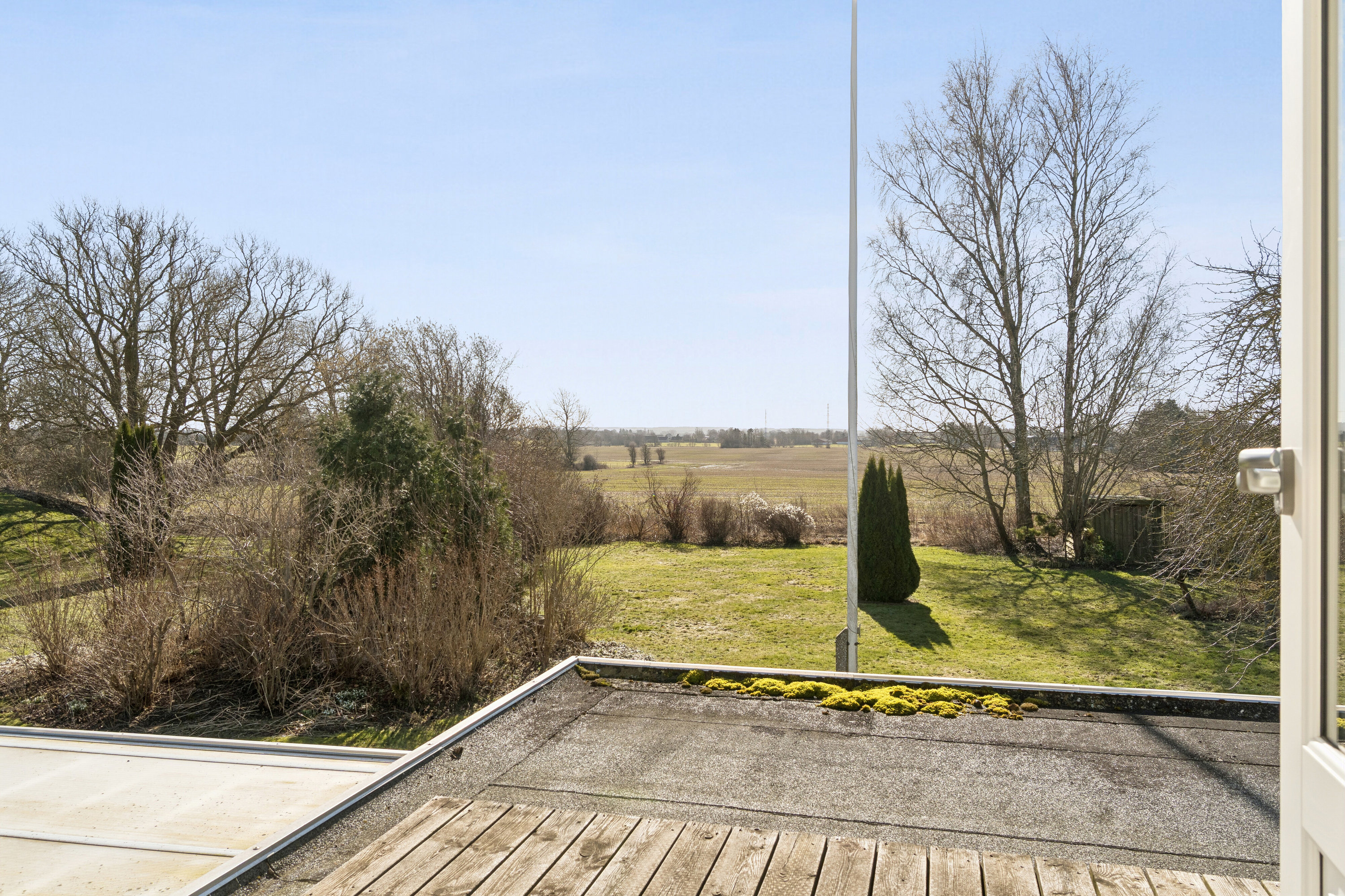 Fremhævet set fra haven billede i fuldskærmstilstand. Billede af Levetoftevej 15, 4690 Haslev