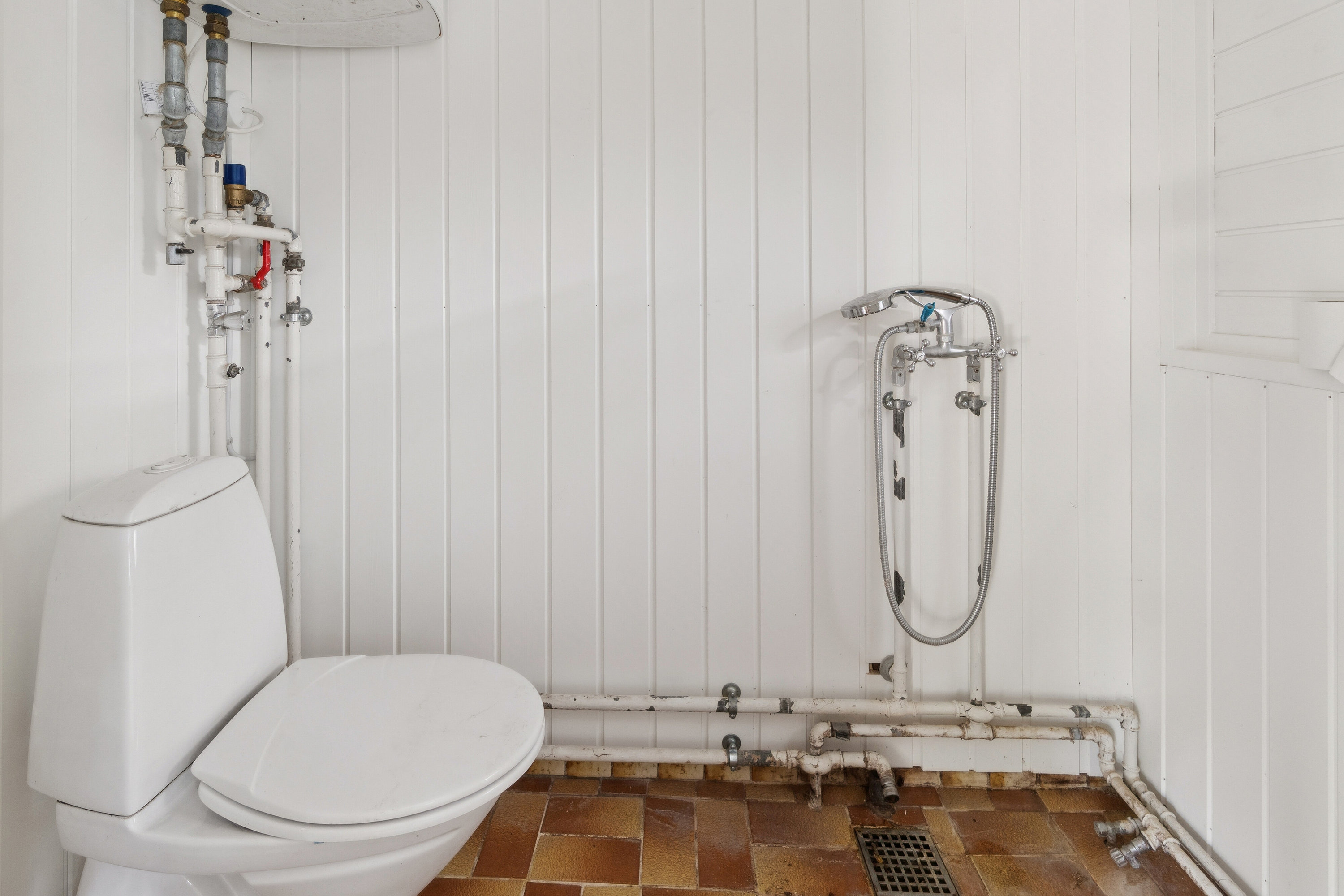 Fremhævet badeværelse billede i fuldskærmstilstand. Billede af Høgevej 6, Indelukket, 4550 Asnæs