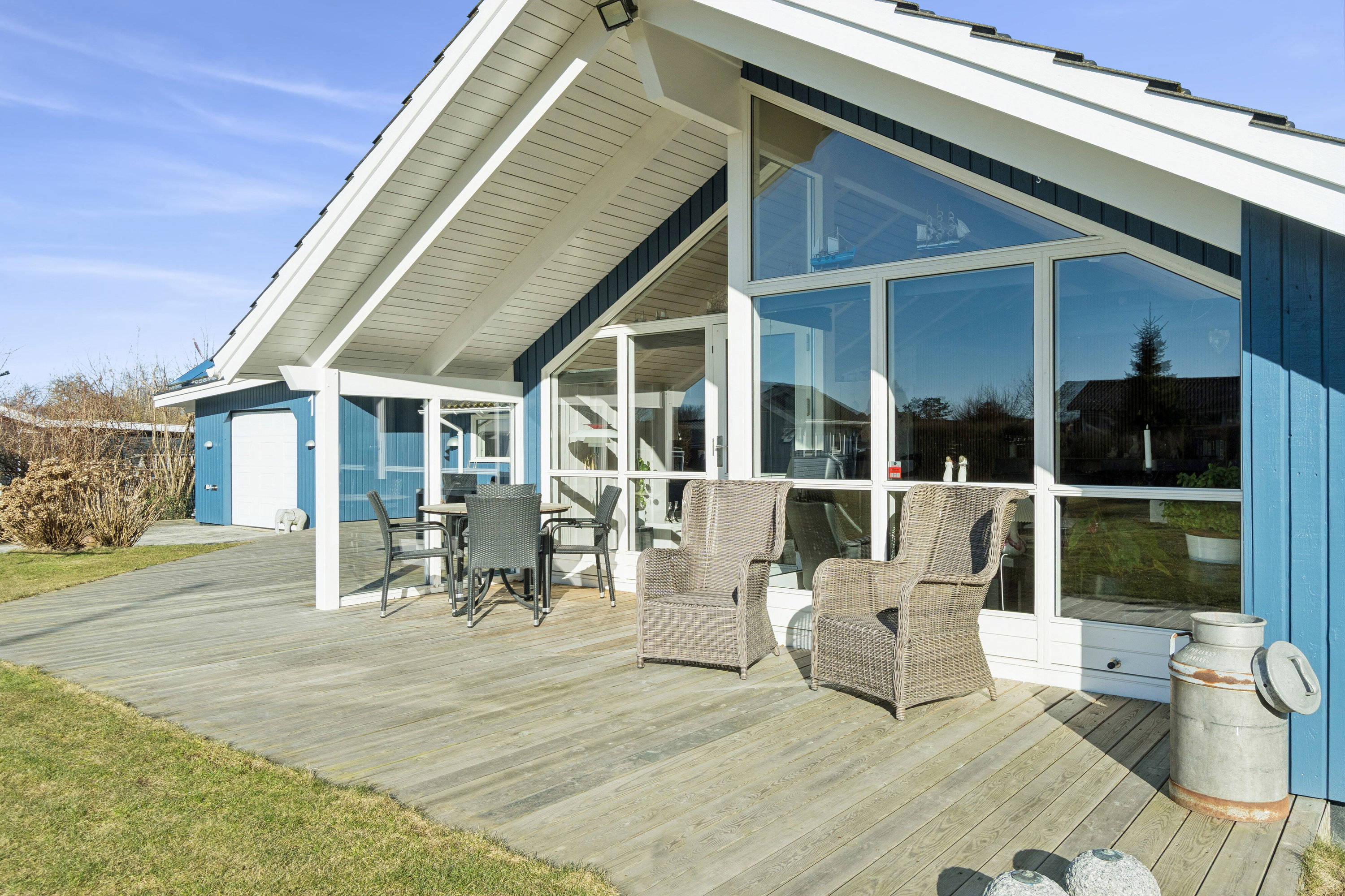 Fremhævet set fra haven billede i fuldskærmstilstand. Billede af Engtoften 19, Kelstrup, 4200 Slagelse