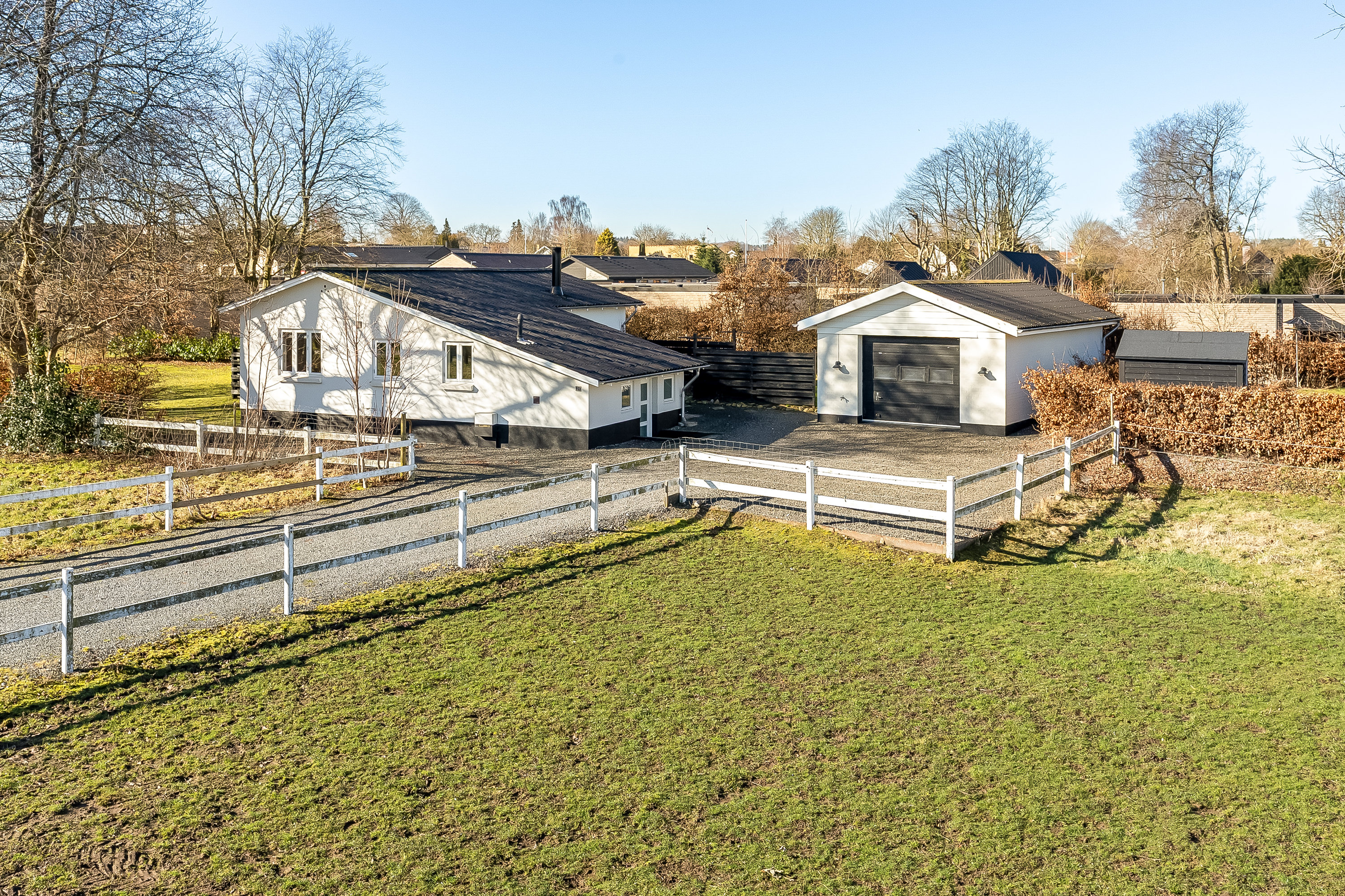 Fremhævet mastefoto billede i fuldskærmstilstand. Billede af Gl. Bjært 34, 6091 Bjert